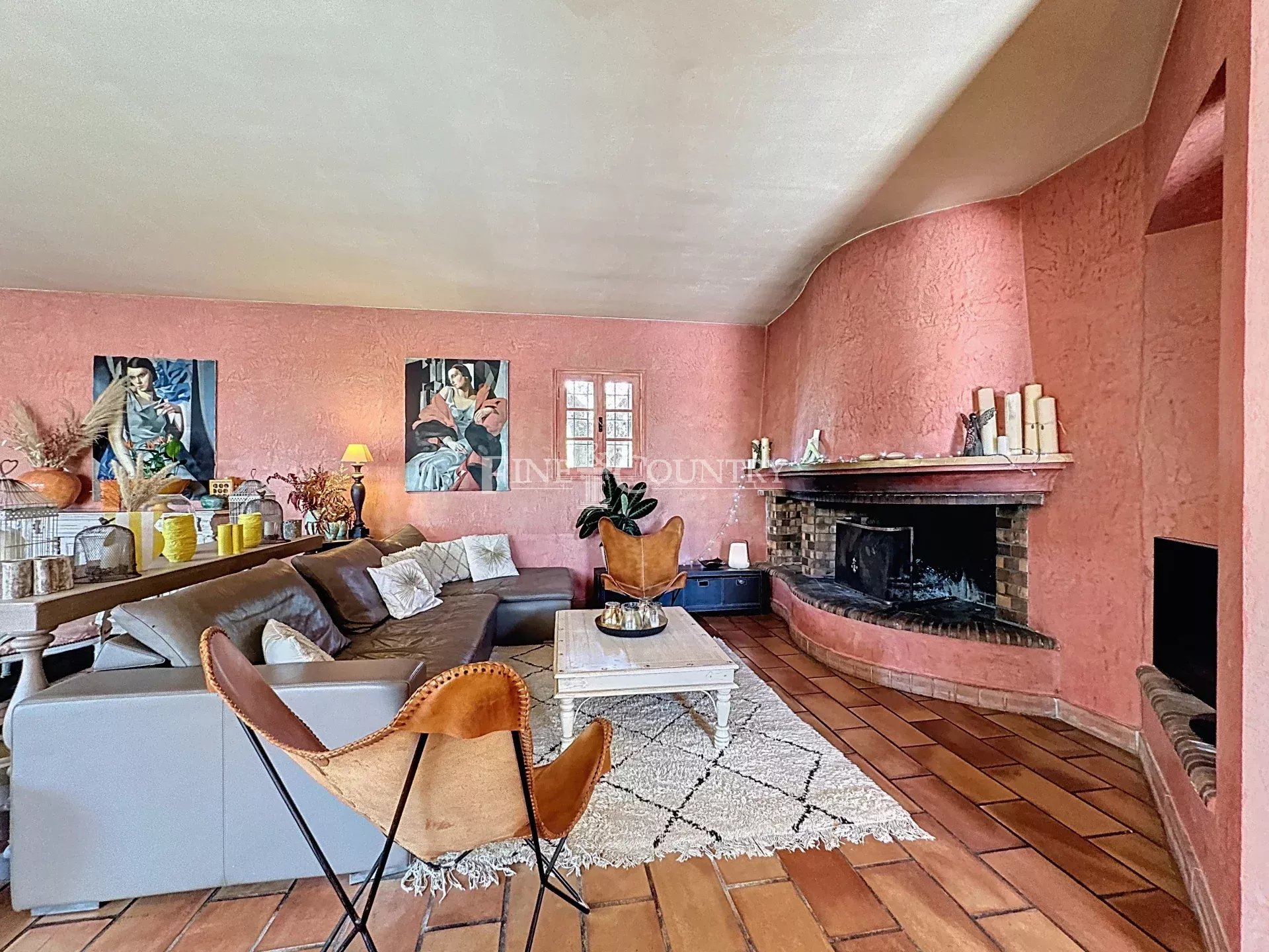 Photo of Villa for sale near Levens with swimming pool