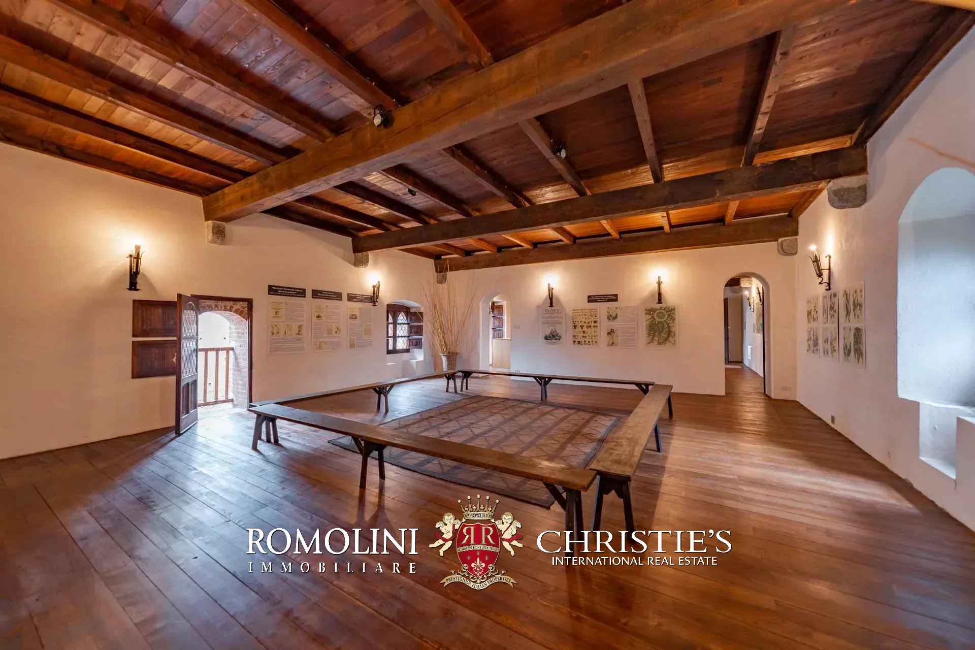 11 Bedroom Chateau's Image 53