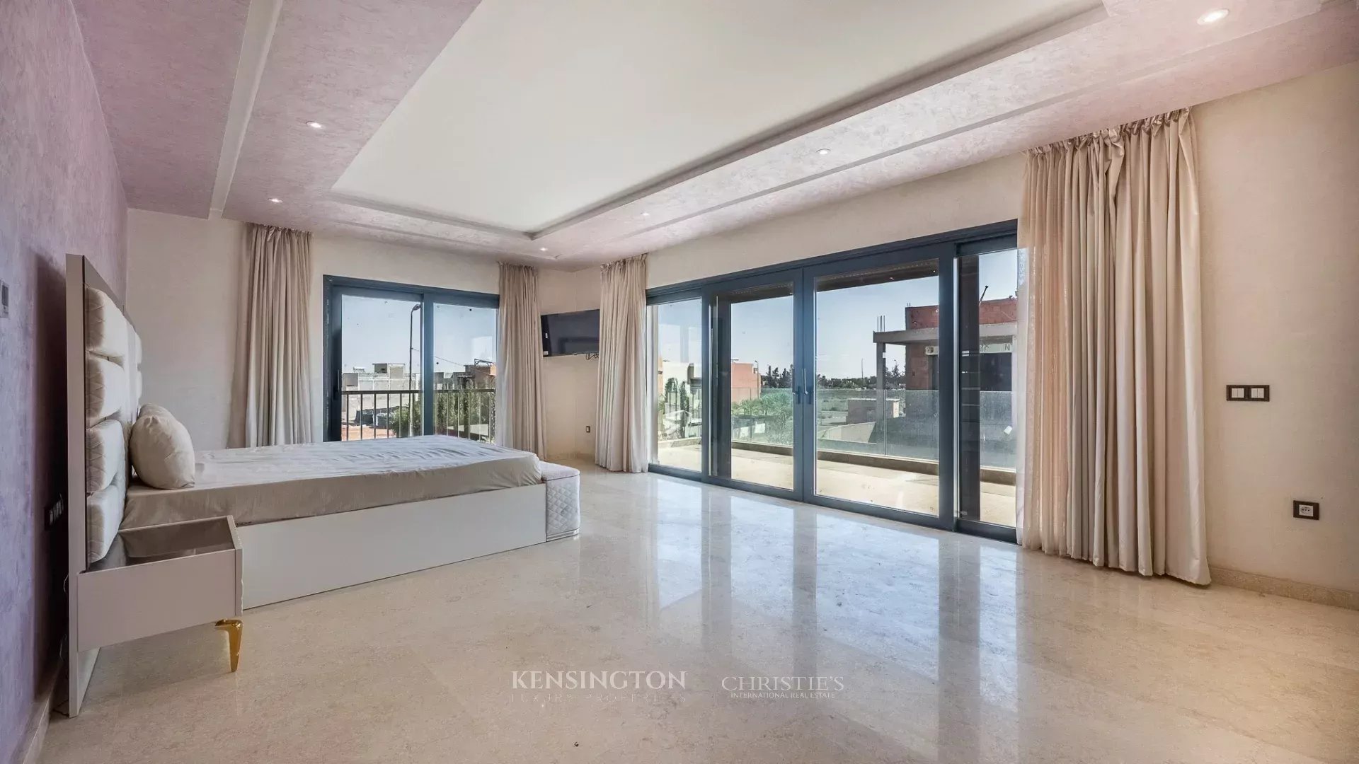 4 Bedroom Villa/Townhouse's Image 12