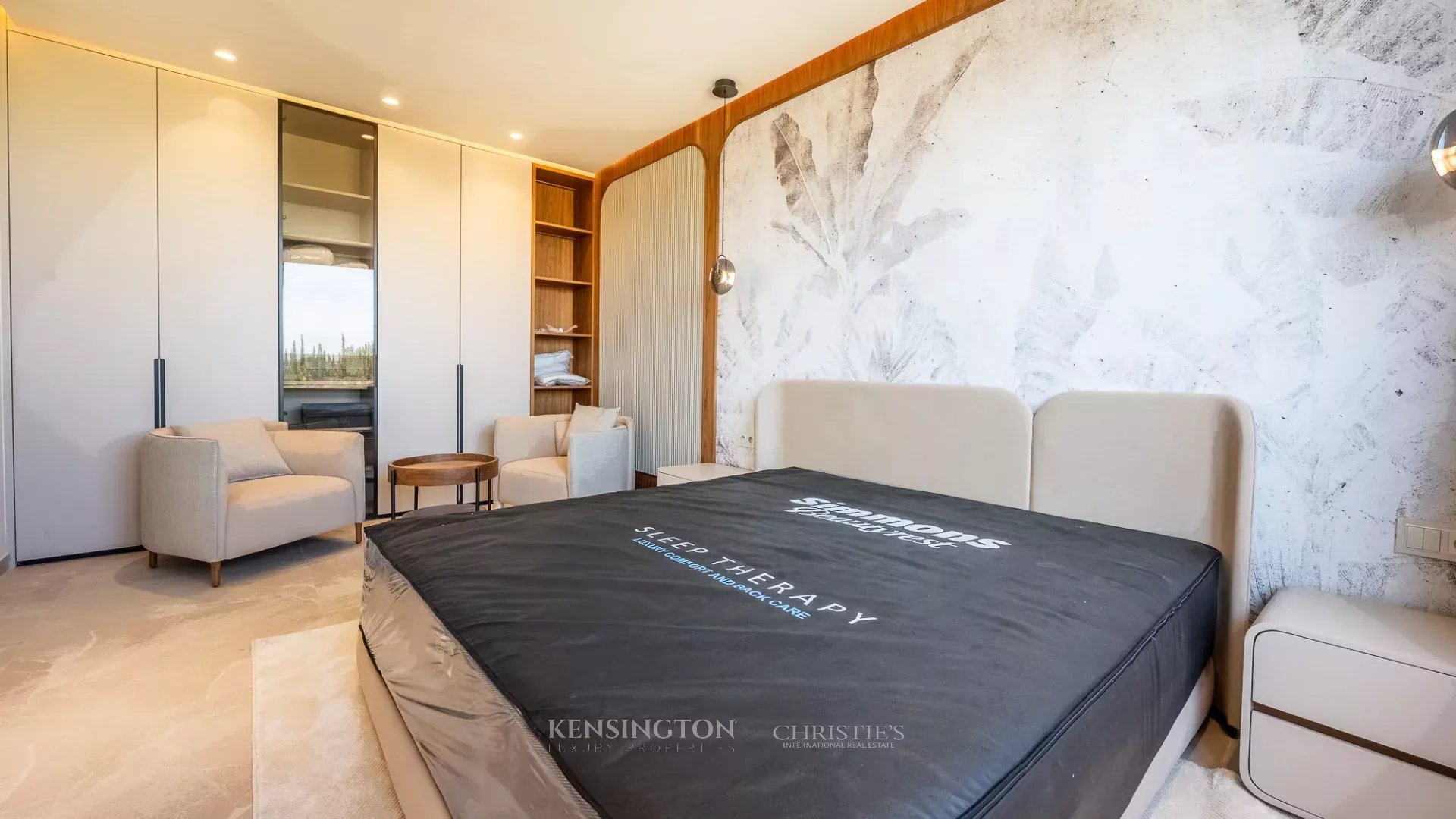 5 Bedroom Villa/Townhouse's Image 22