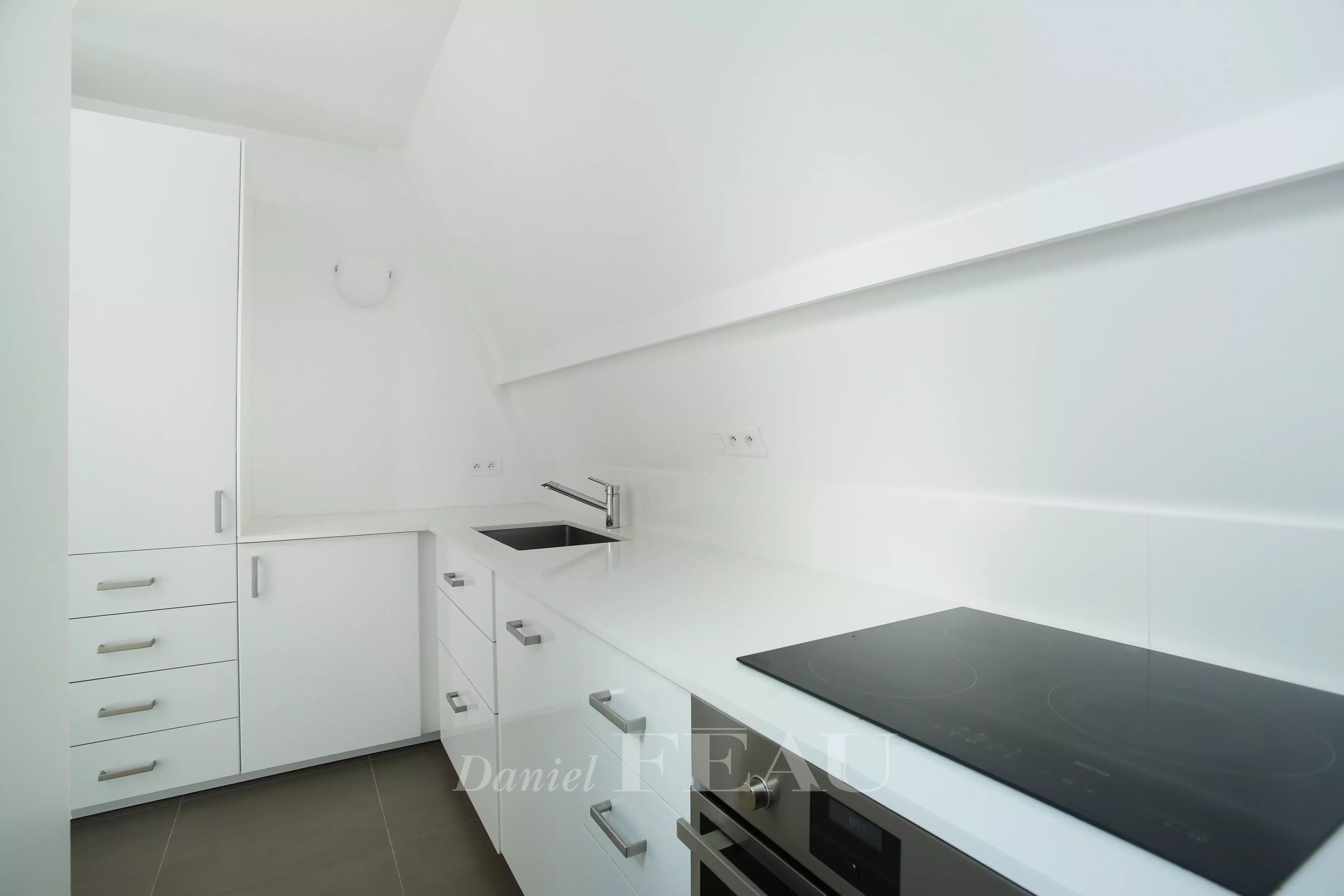 Rental Apartment Paris 8th