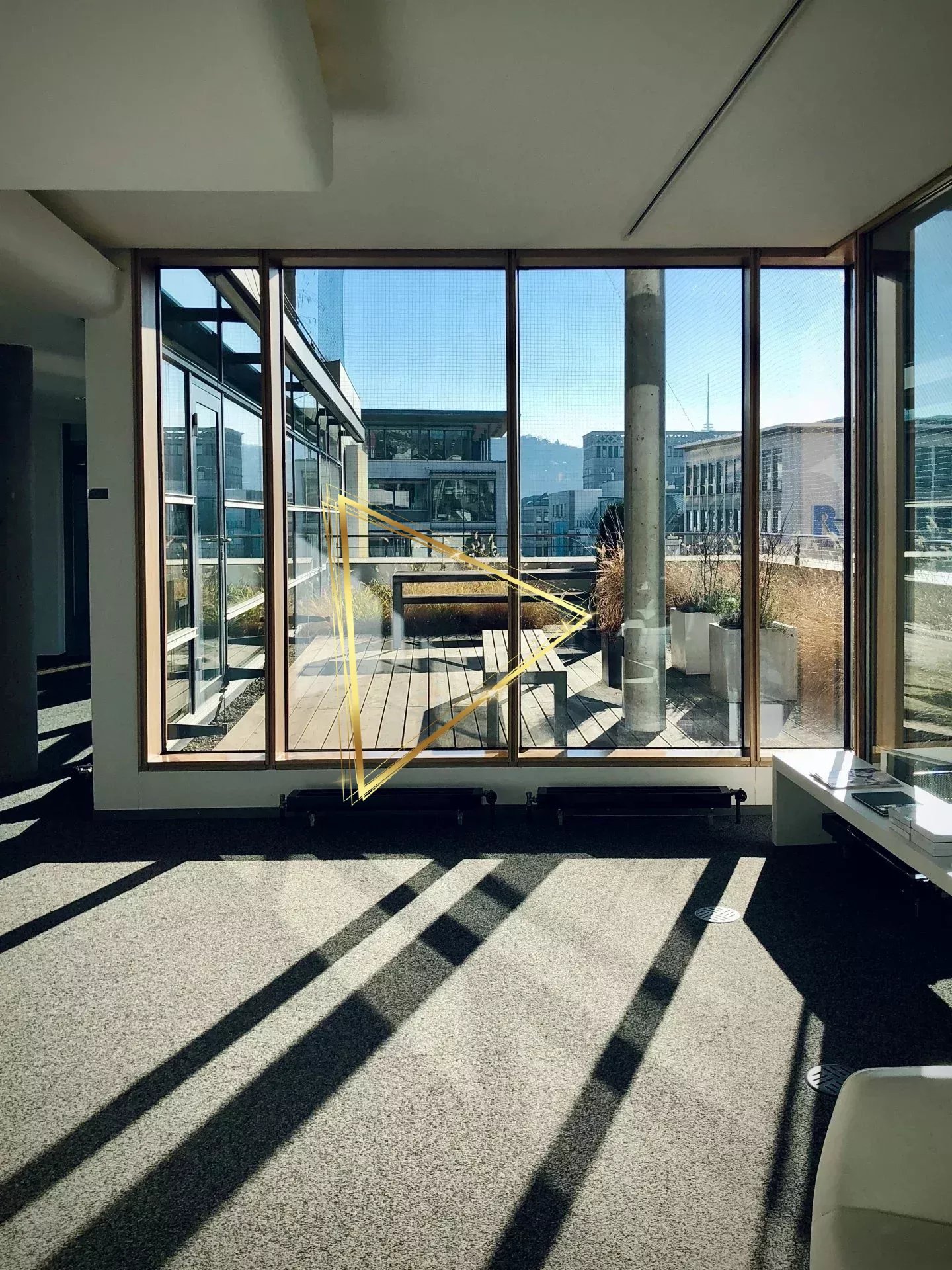T4 duplex rooftop avec 3 terrasses, Cave et 2 Parkings !