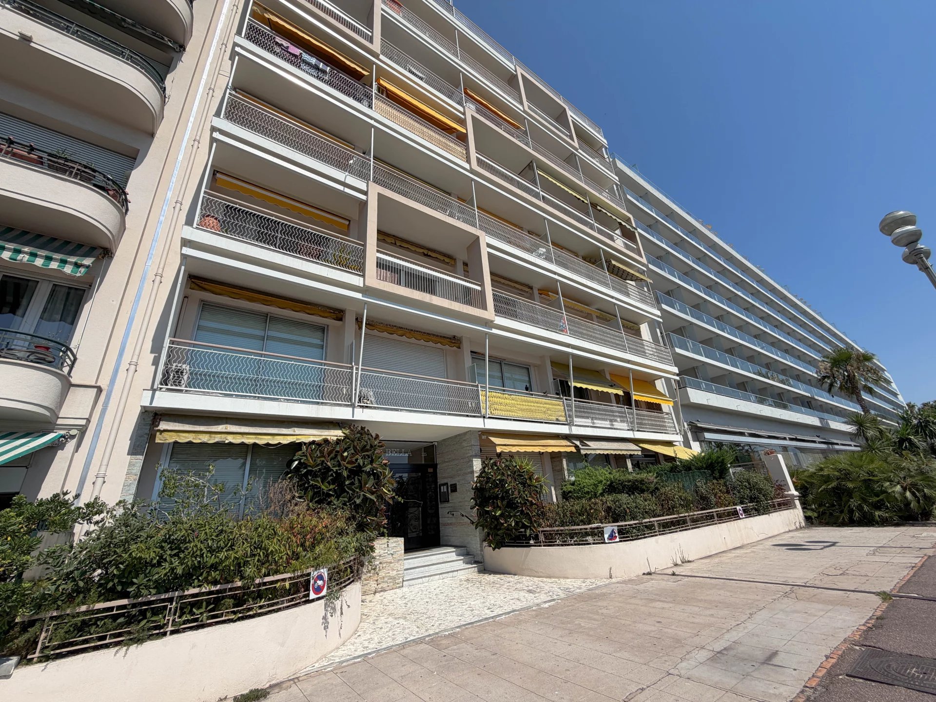 3 PIÈCES 140M2 - NICE PROMENADE DES ANGLAIS