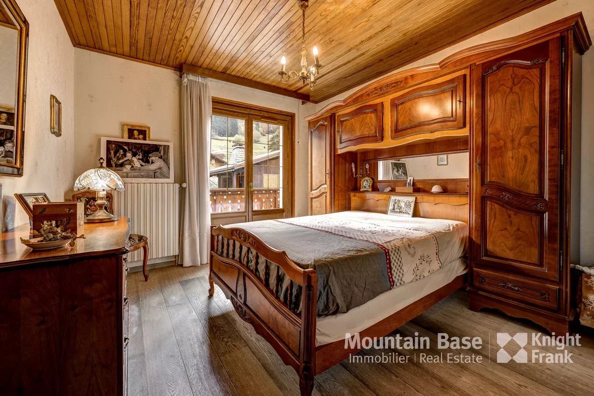 Photo of Large, detached chalet in prime central Morzine