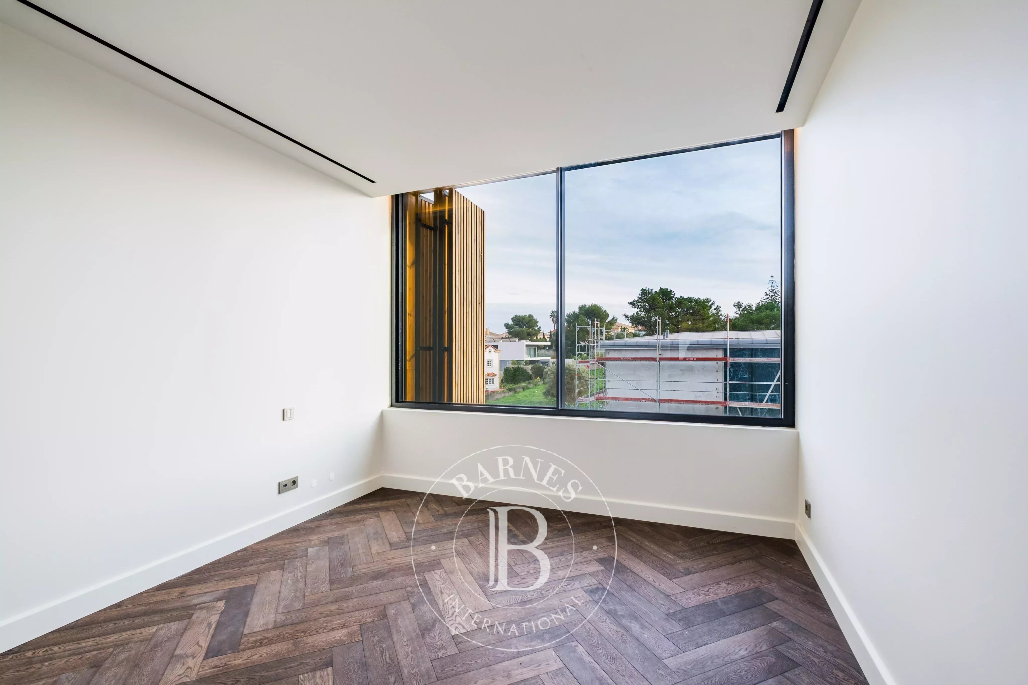 Contemporary villa in Cascais