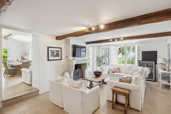 Elegant Estate with Panoramic Sea and Lake Views, Olive Grove and Guest Pavilion — photo 2