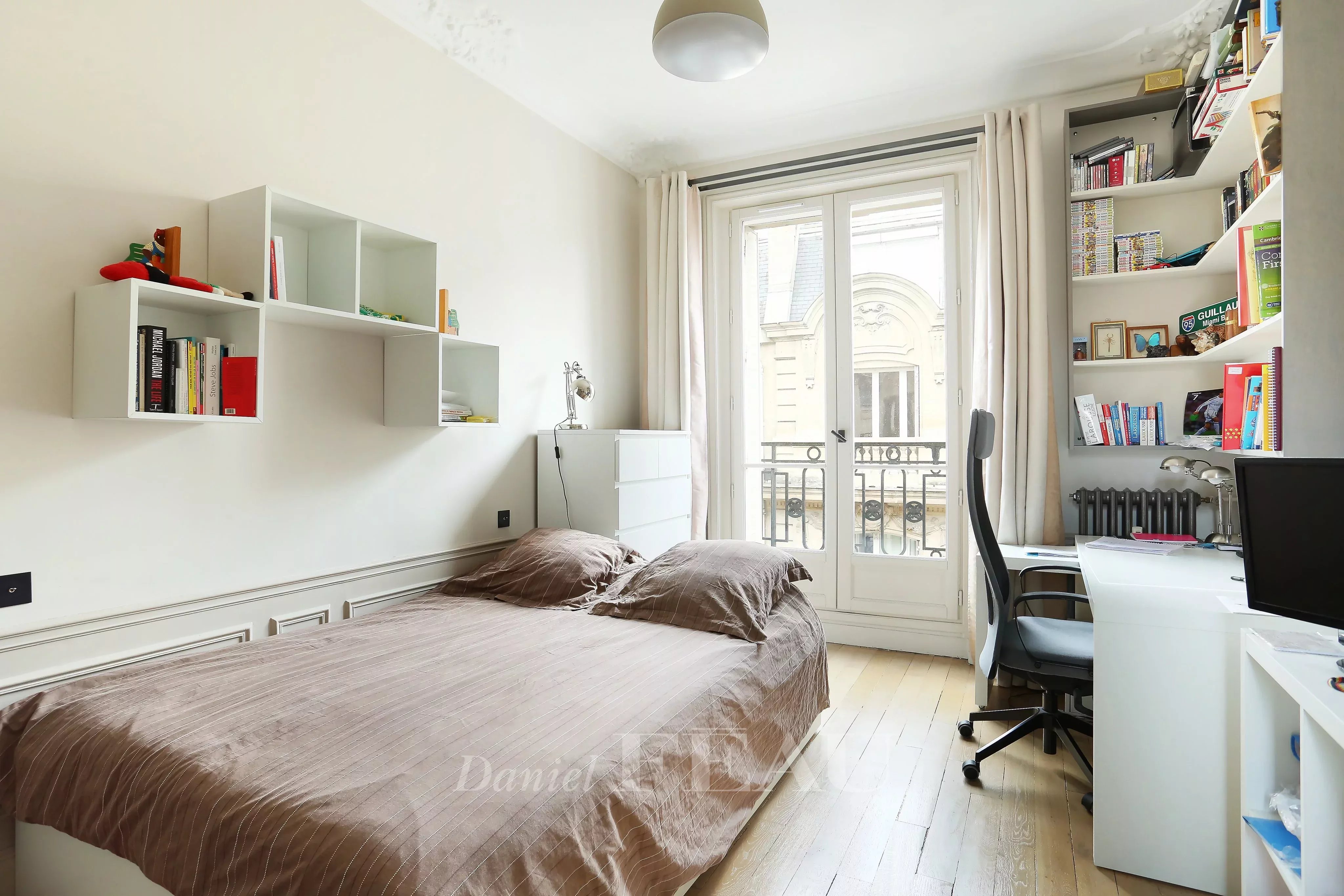 Location Appartement Paris 17ème