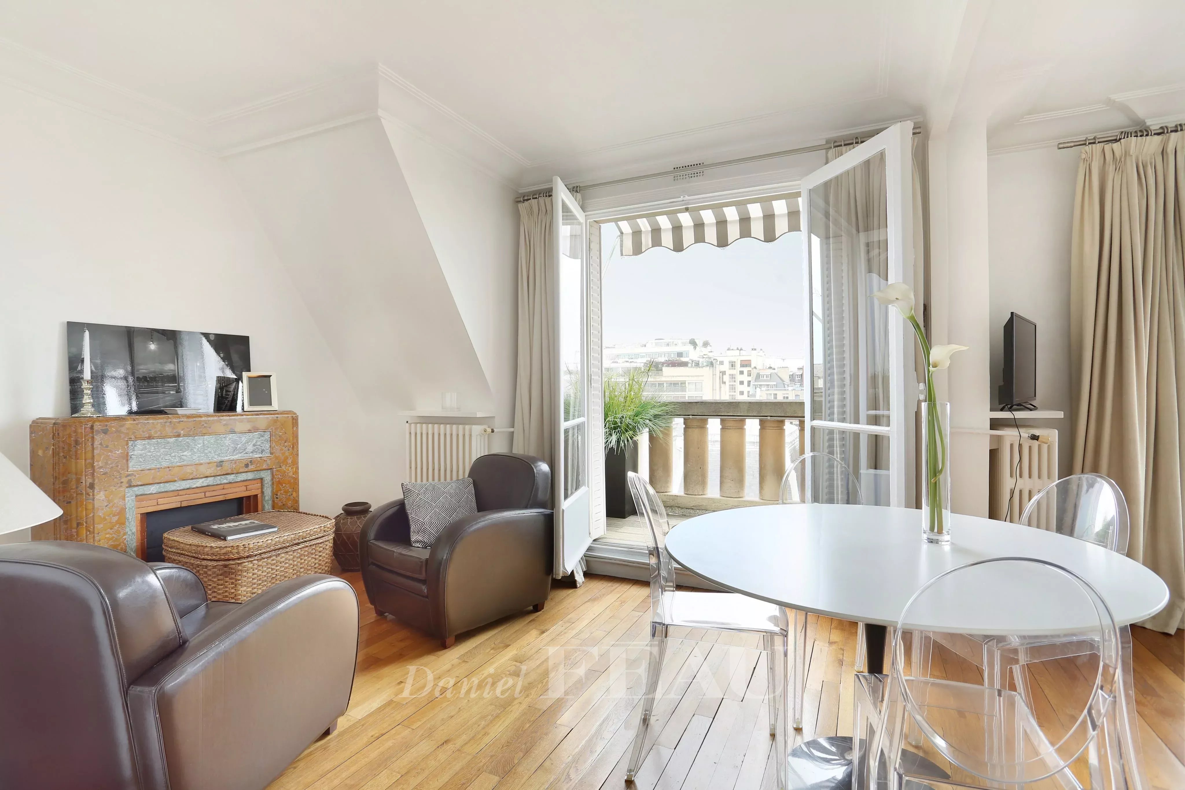 Rental Apartment Paris 16th