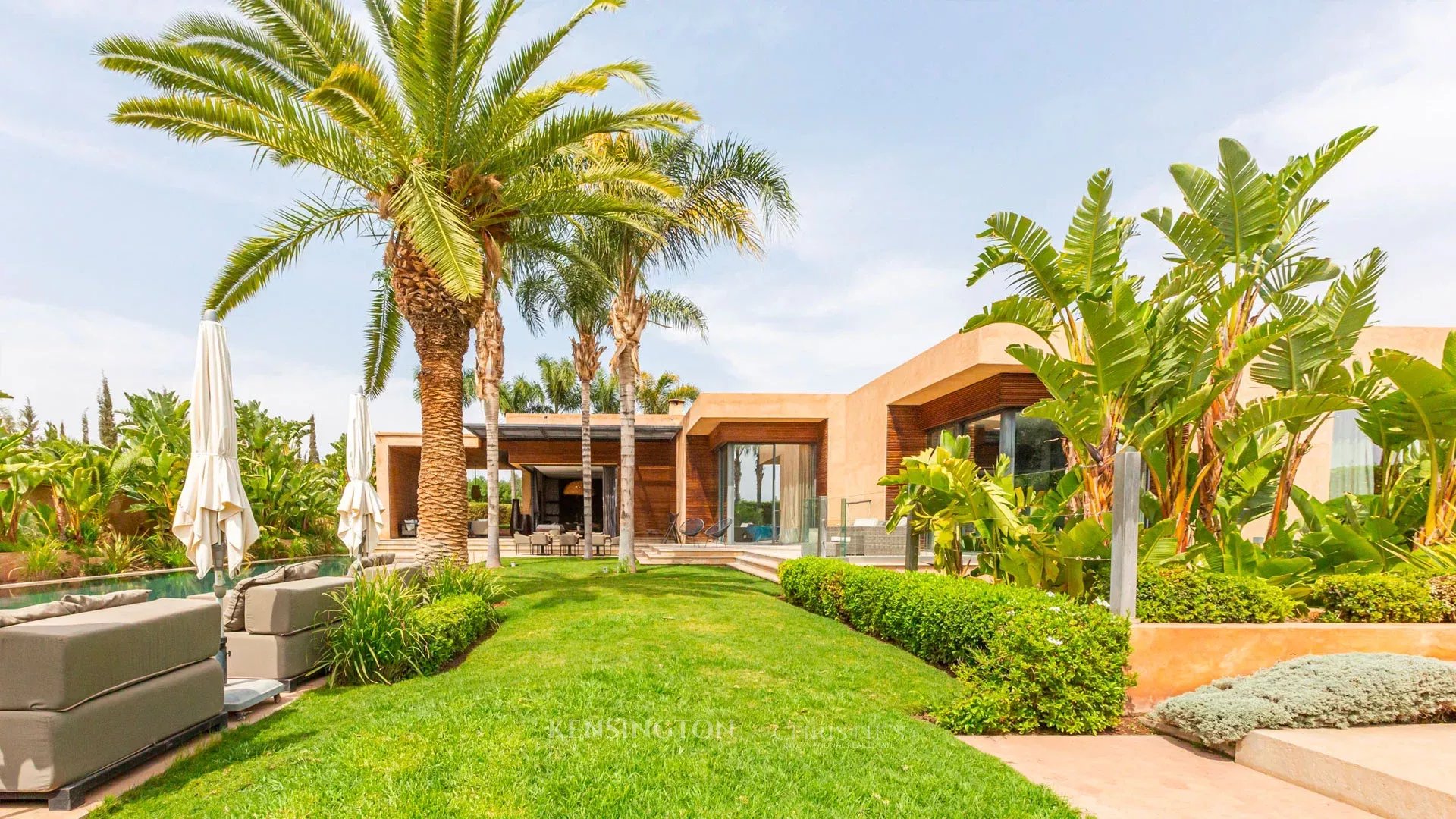6 Bedroom Villa/Townhouse's Image 11
