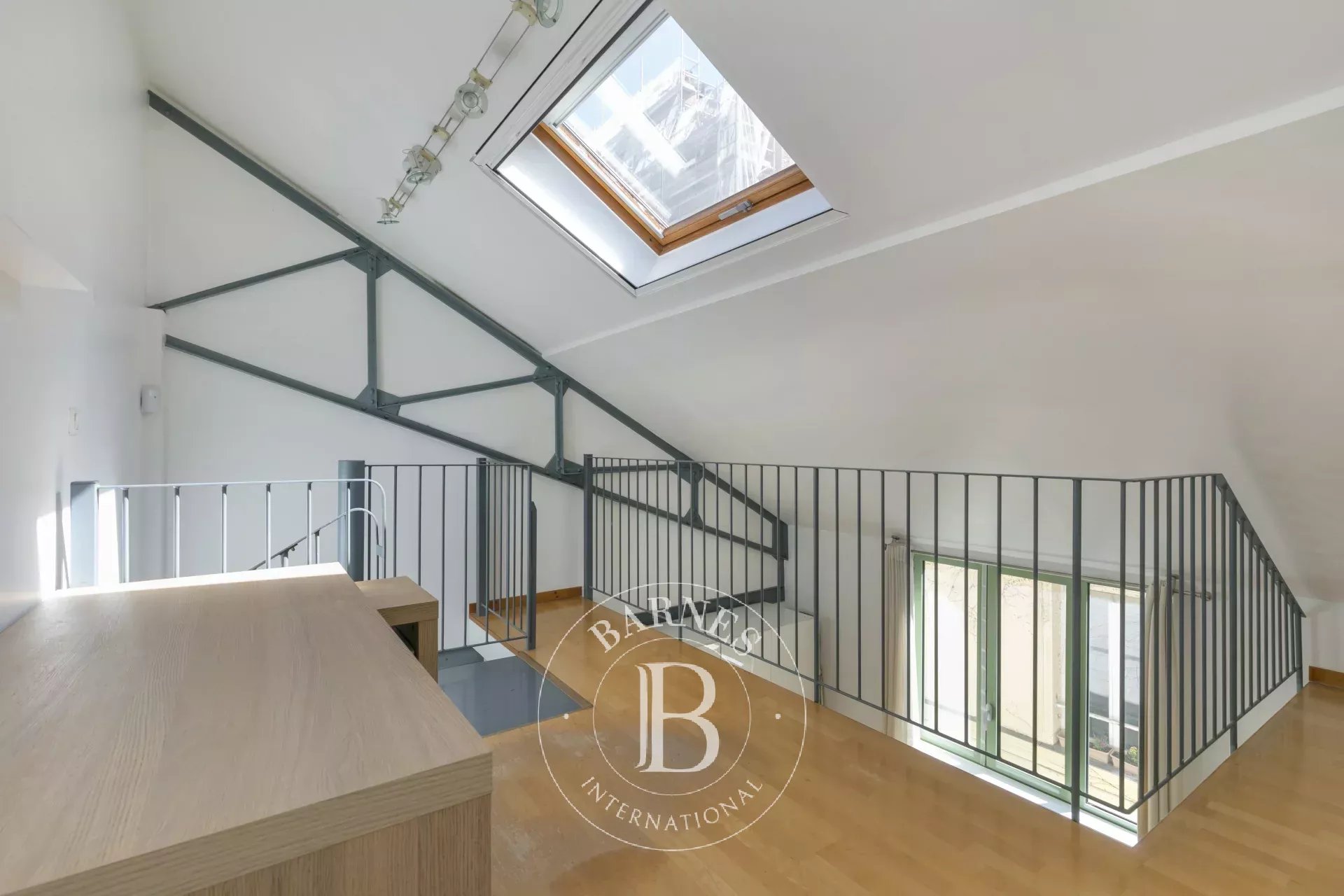 Paris  - Apartment 3 Bedrooms - picture 11