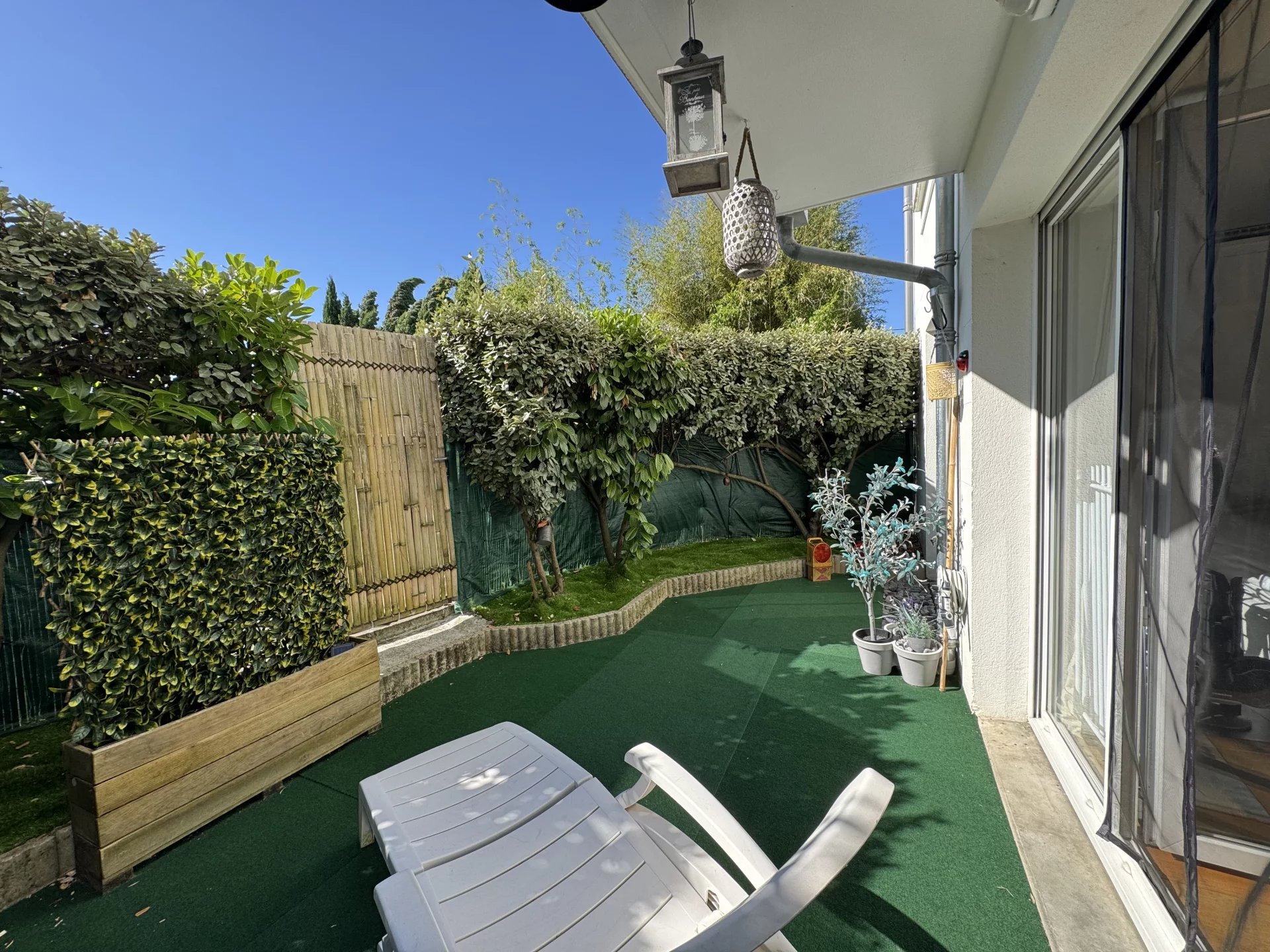 BRUGES - T2 en Rez-de-Jardin sans travaux
