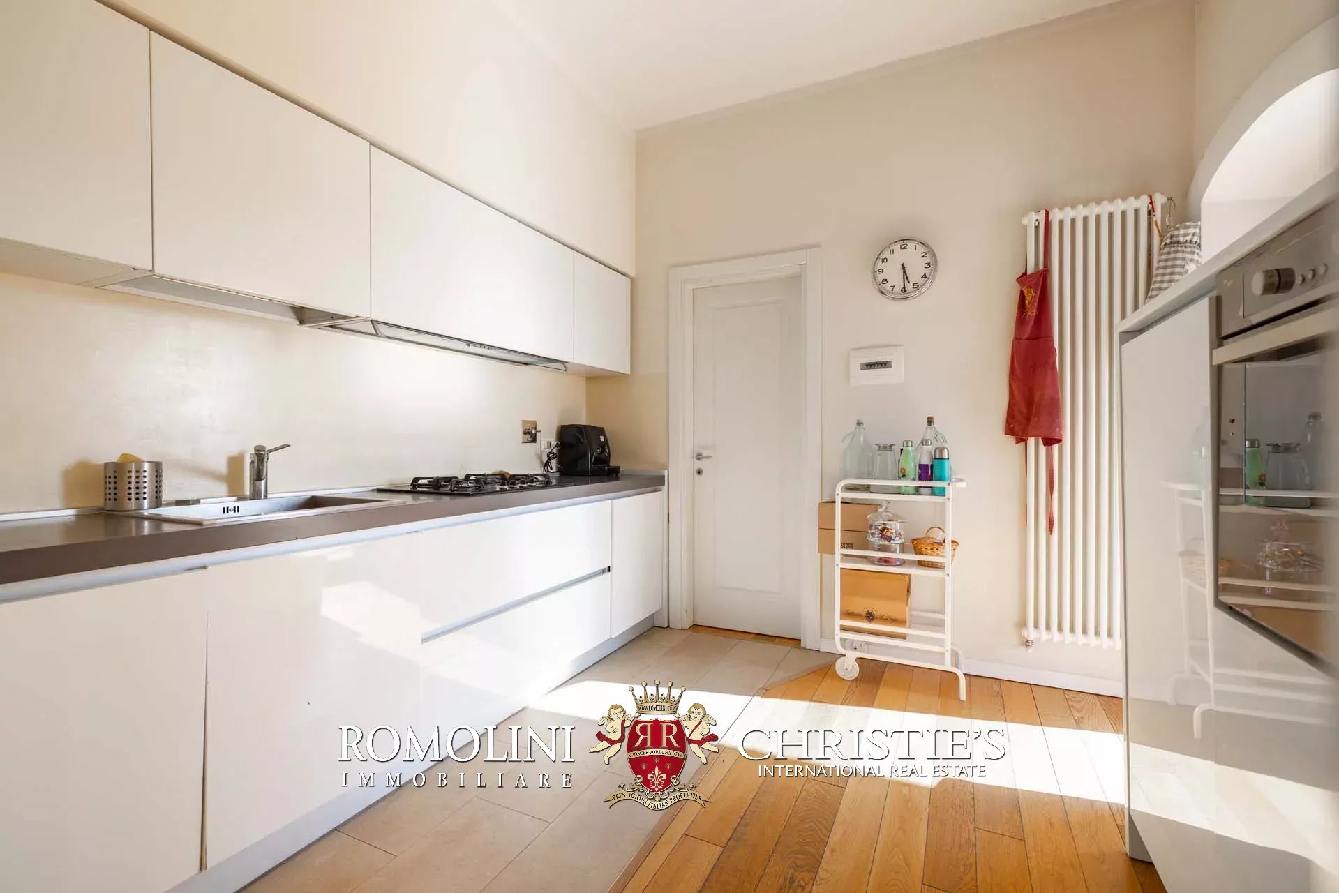 14 Bedroom Villa/Townhouse's Image 24