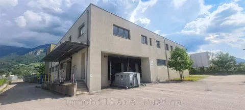 Magazzino---Capannone-in-vendita---Egna-7