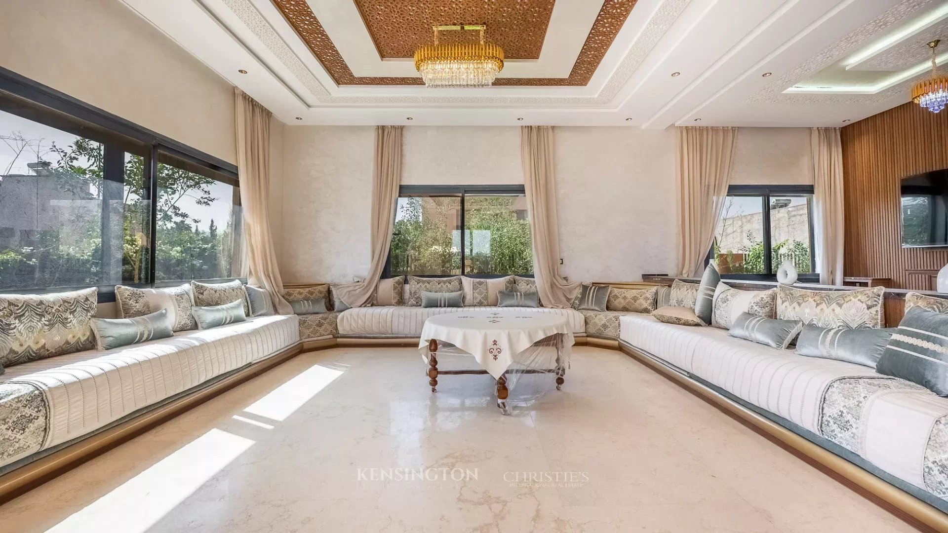 4 Bedroom Villa/Townhouse's Image 5