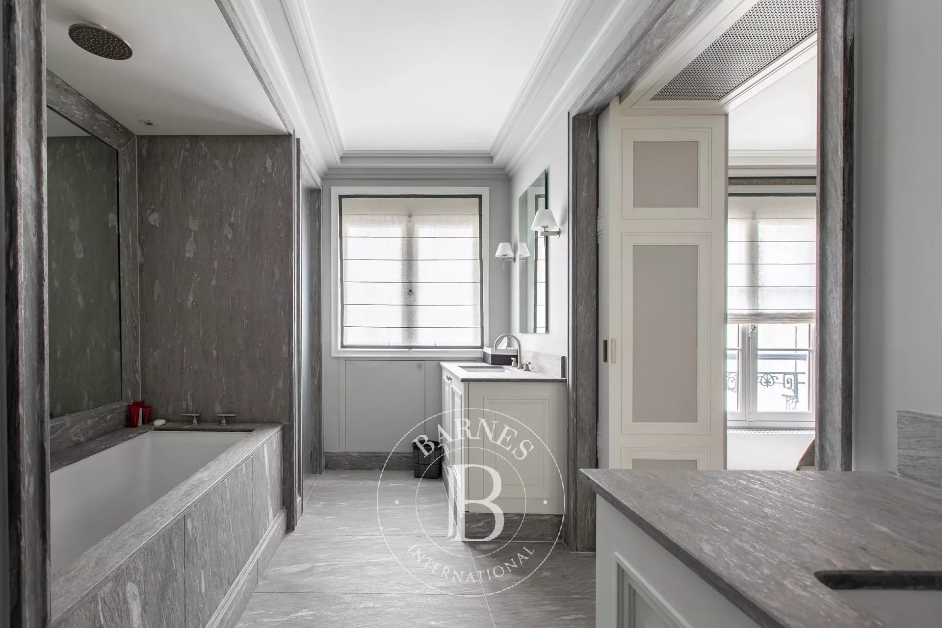 Daire Paris 1er - picture 11