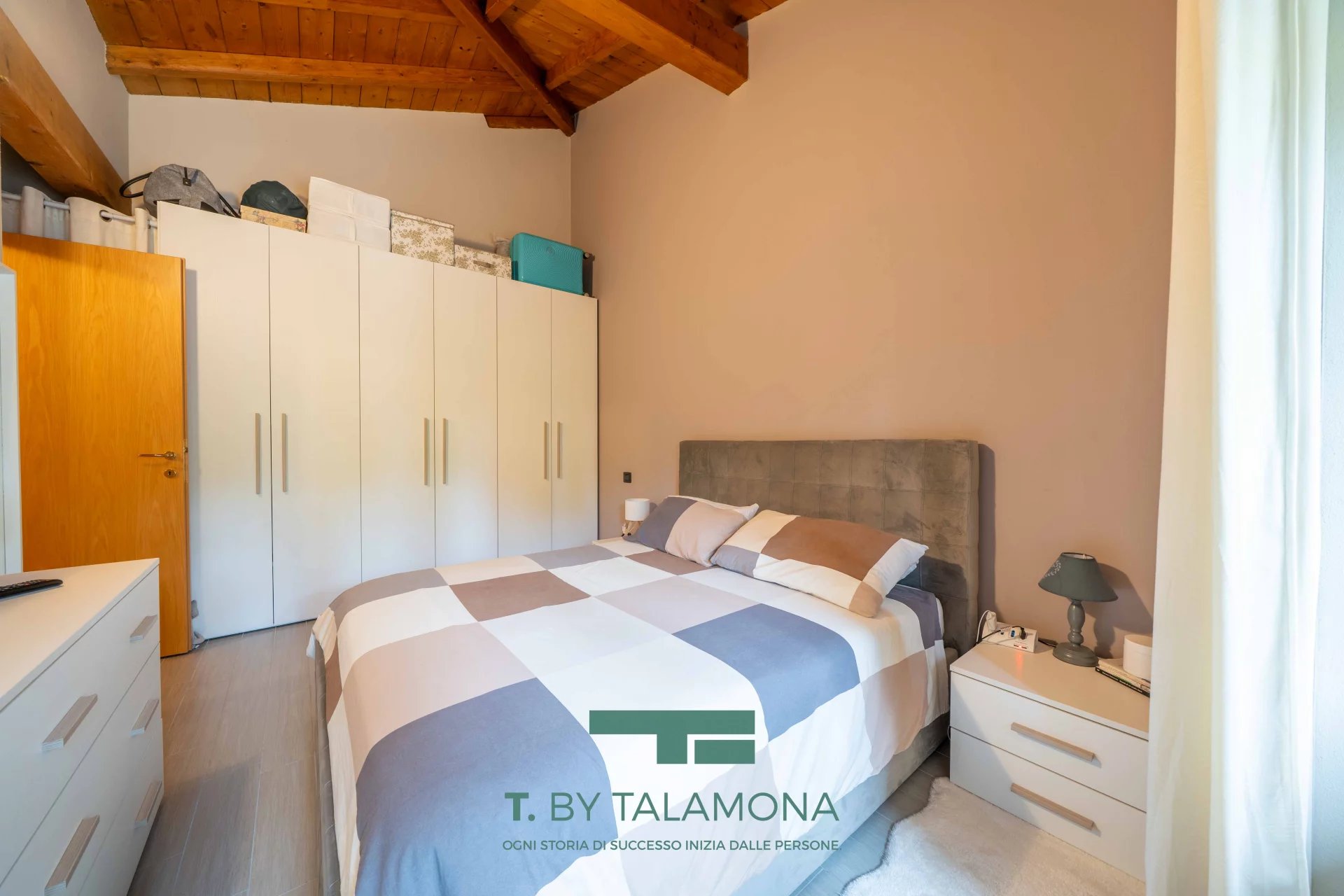 Wunderschöne Wohnung mit Seeblick in Castelveccana