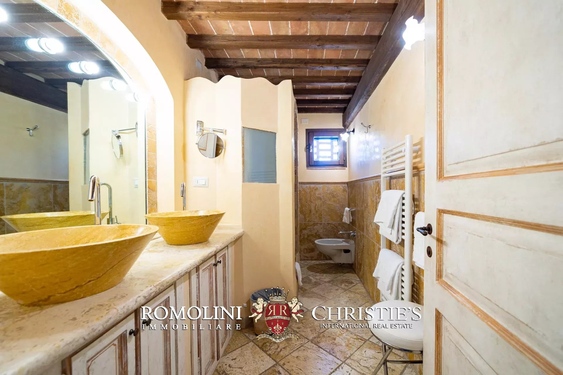 14 Bedroom Villa/Townhouse's Image 88