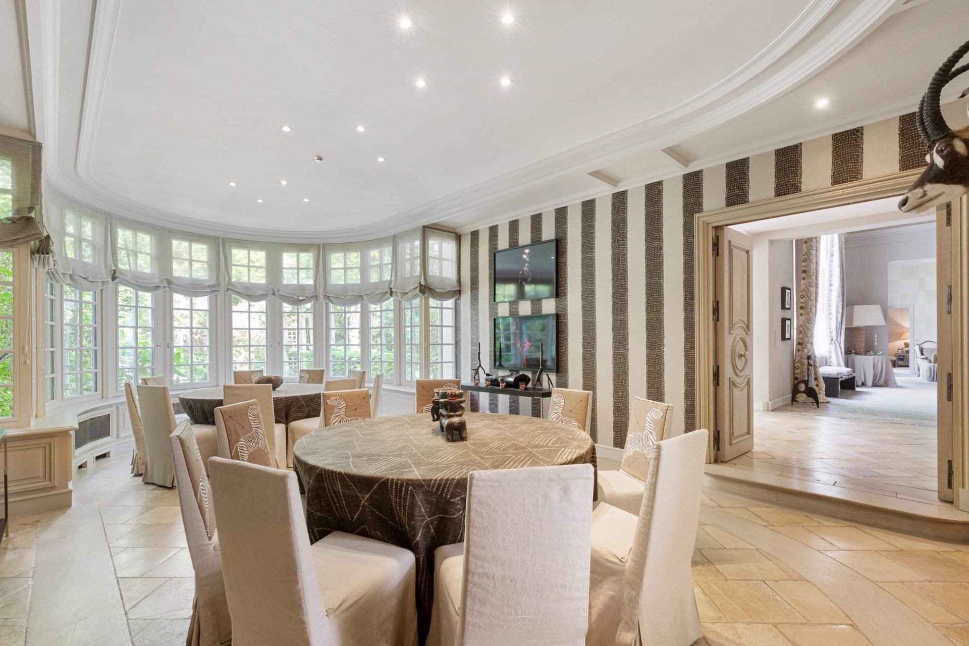 7 Bedroom Villa/Townhouse's Image 14