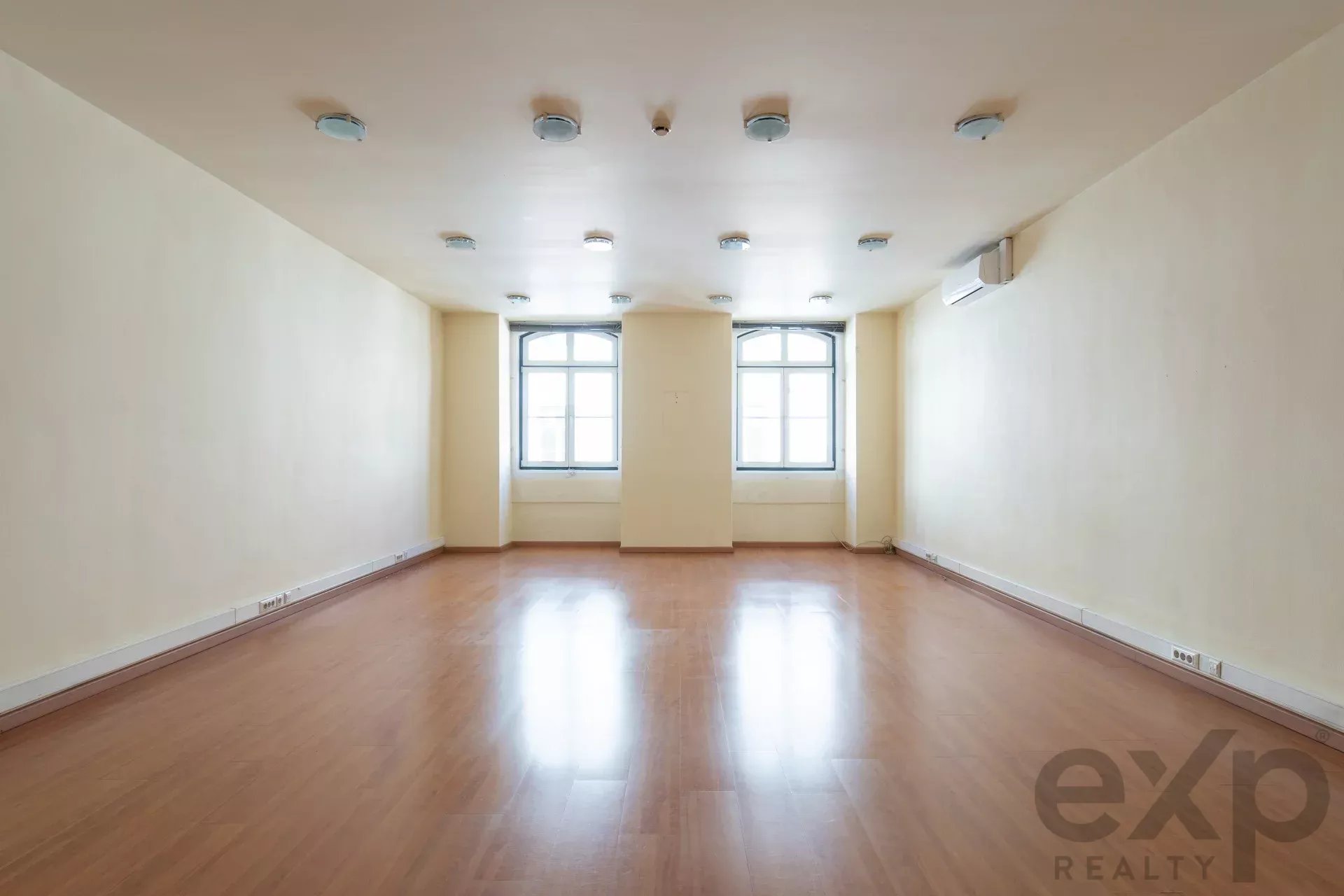 Office for Rent in Chiado