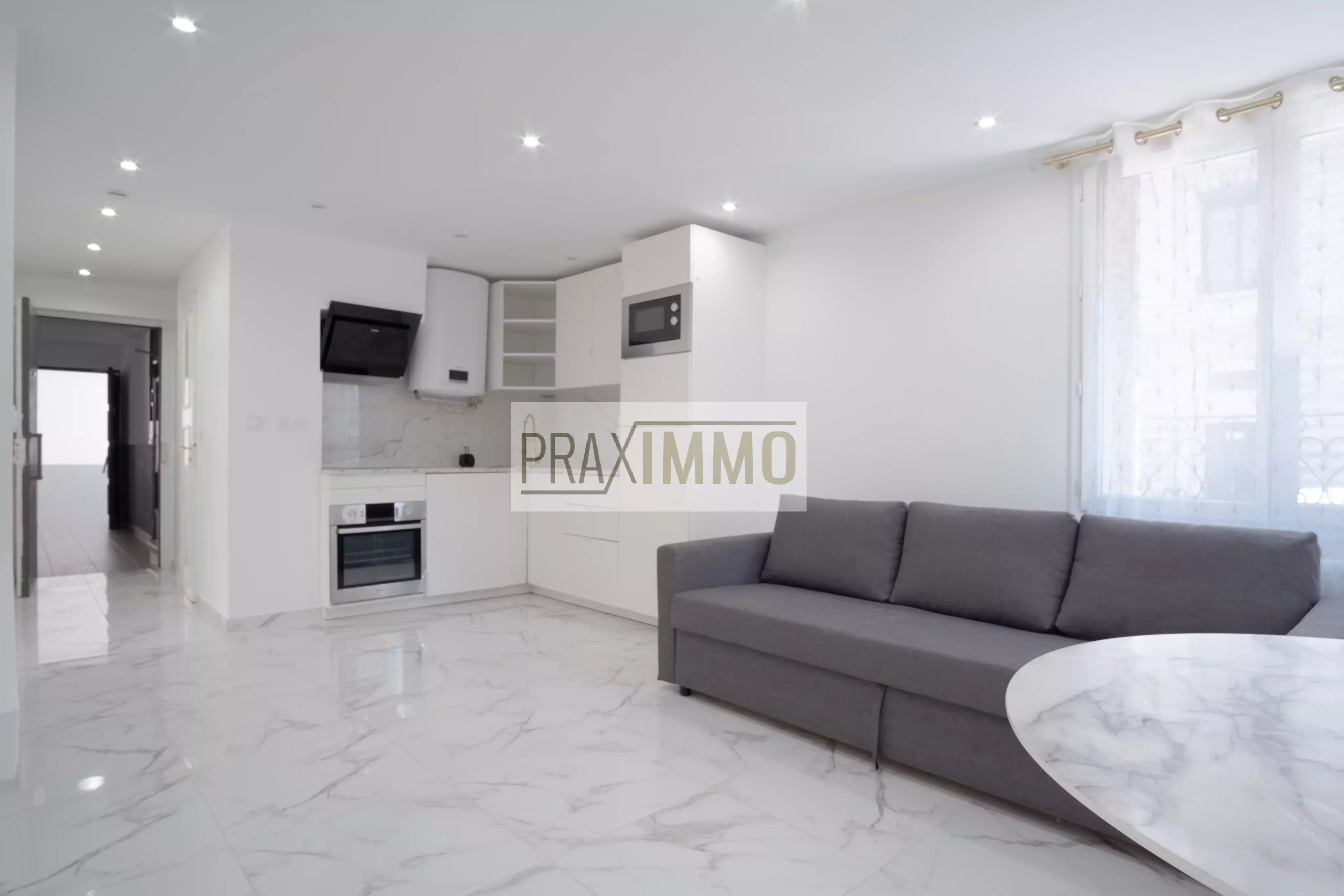 3 PIECES TRAVERSANT ENTIEREMENT RENOVE