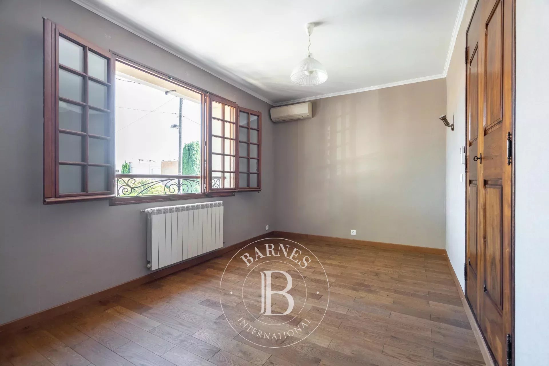 Ev Marseille 9ème - picture 16