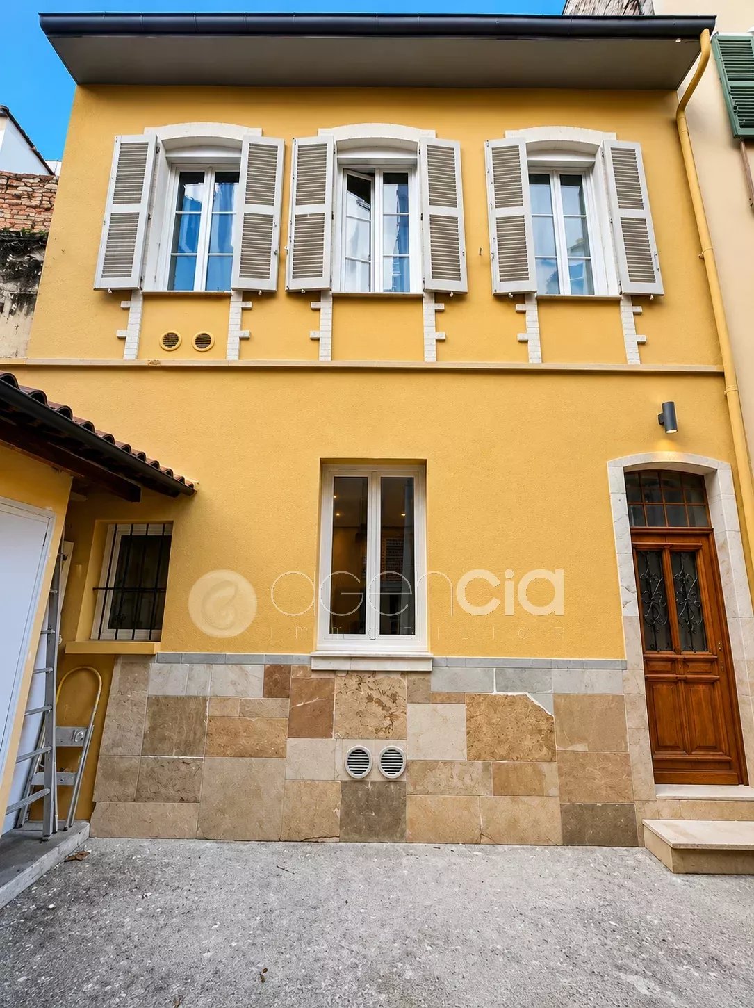 Cannes Banana