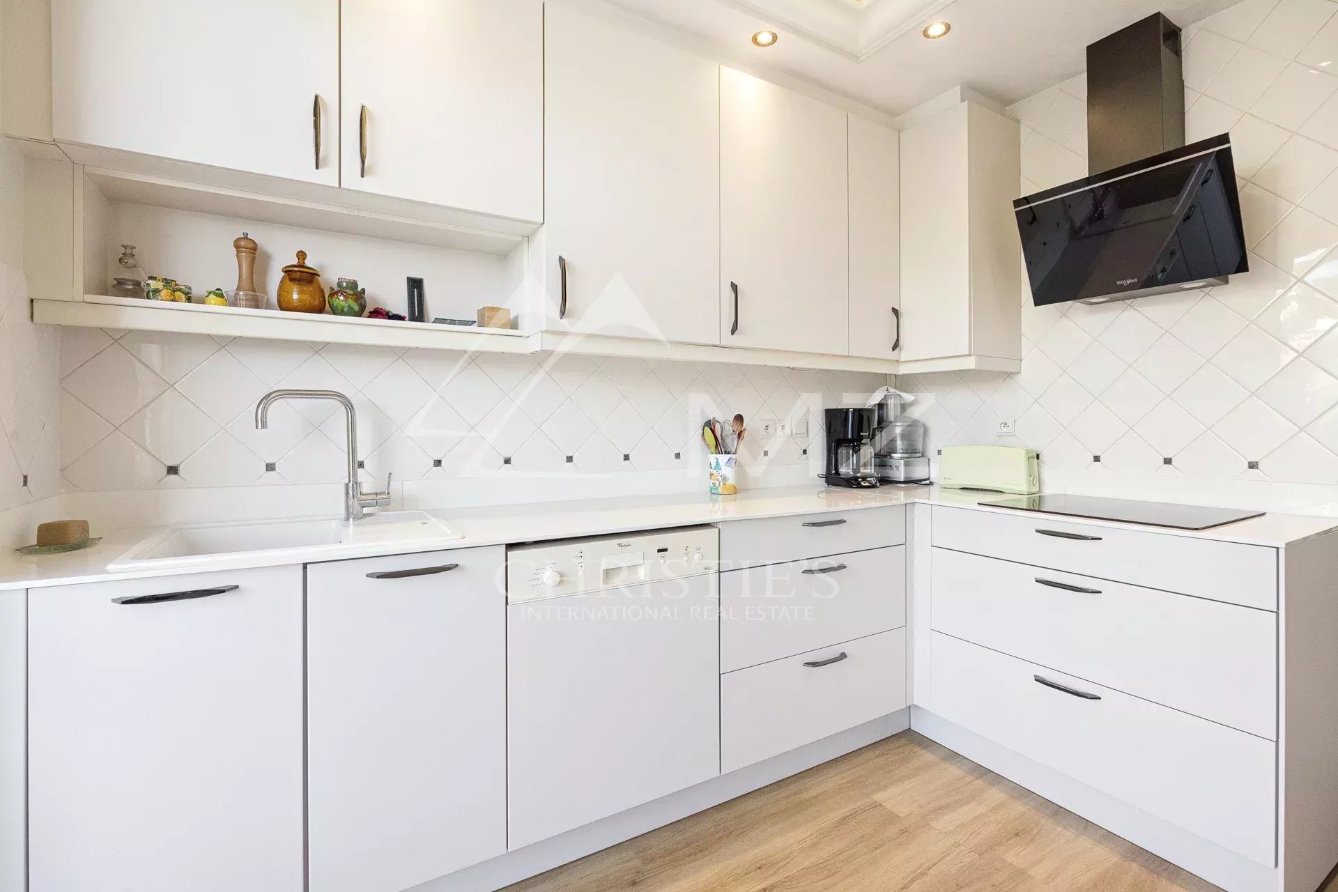 1 Bedroom Apartment/Flat's Image 10