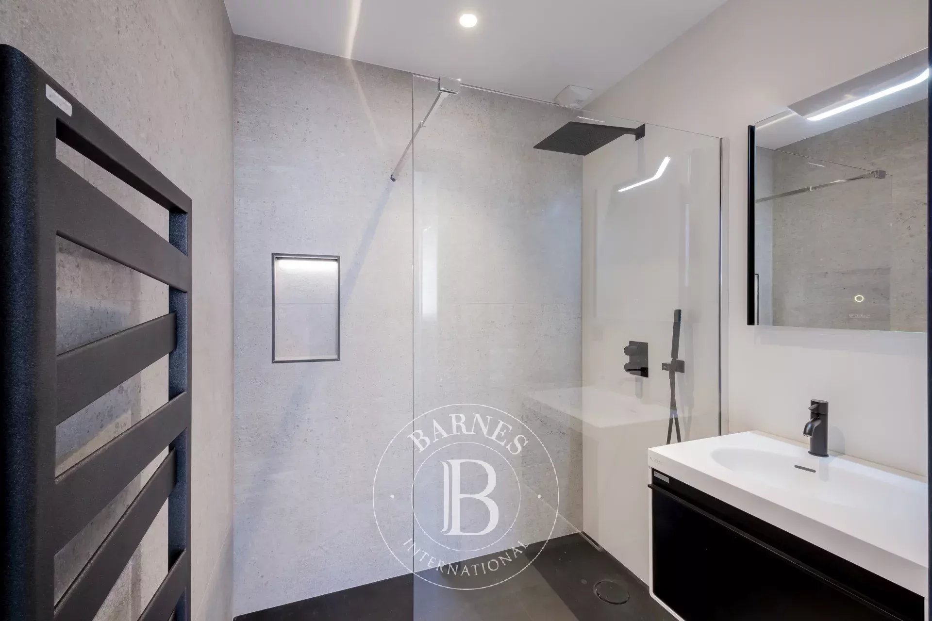 Daire Bordeaux - picture 8