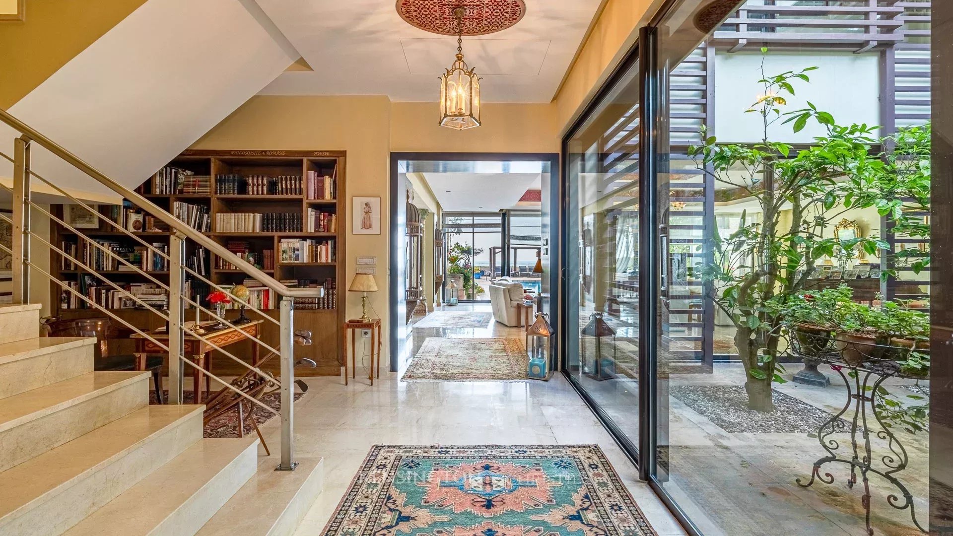 5 Bedroom Villa/Townhouse's Image 48