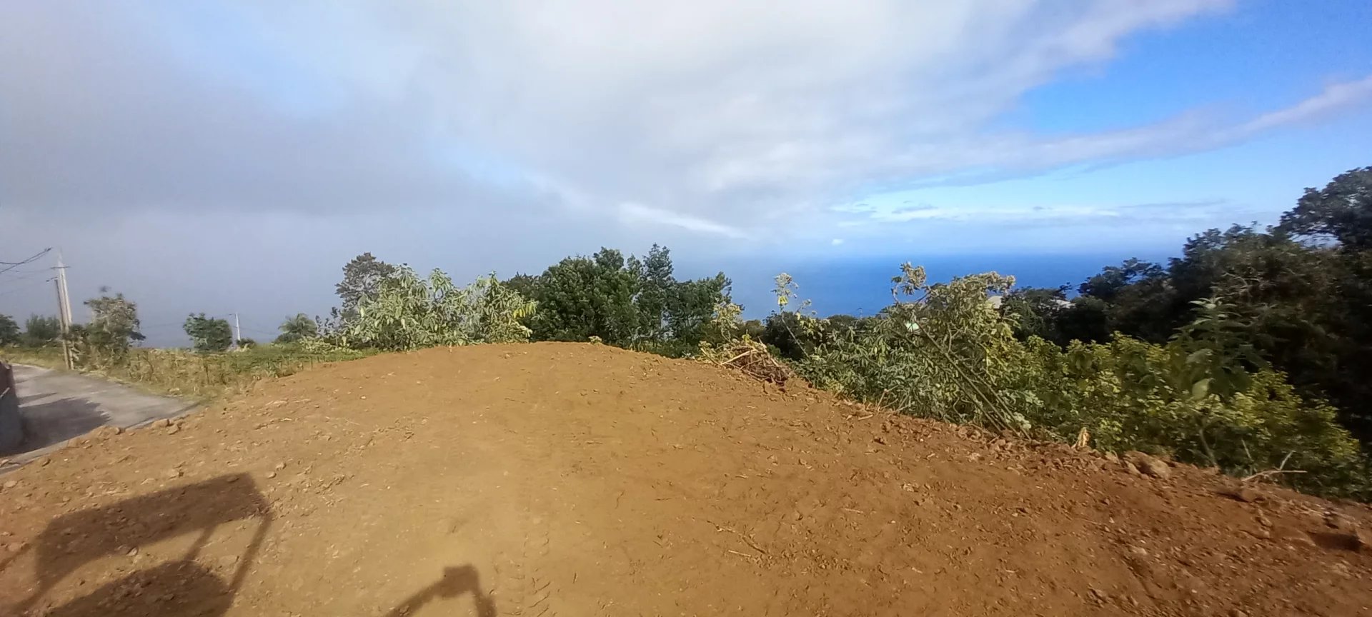 A VENDRE TERRAIN  554 m² utile