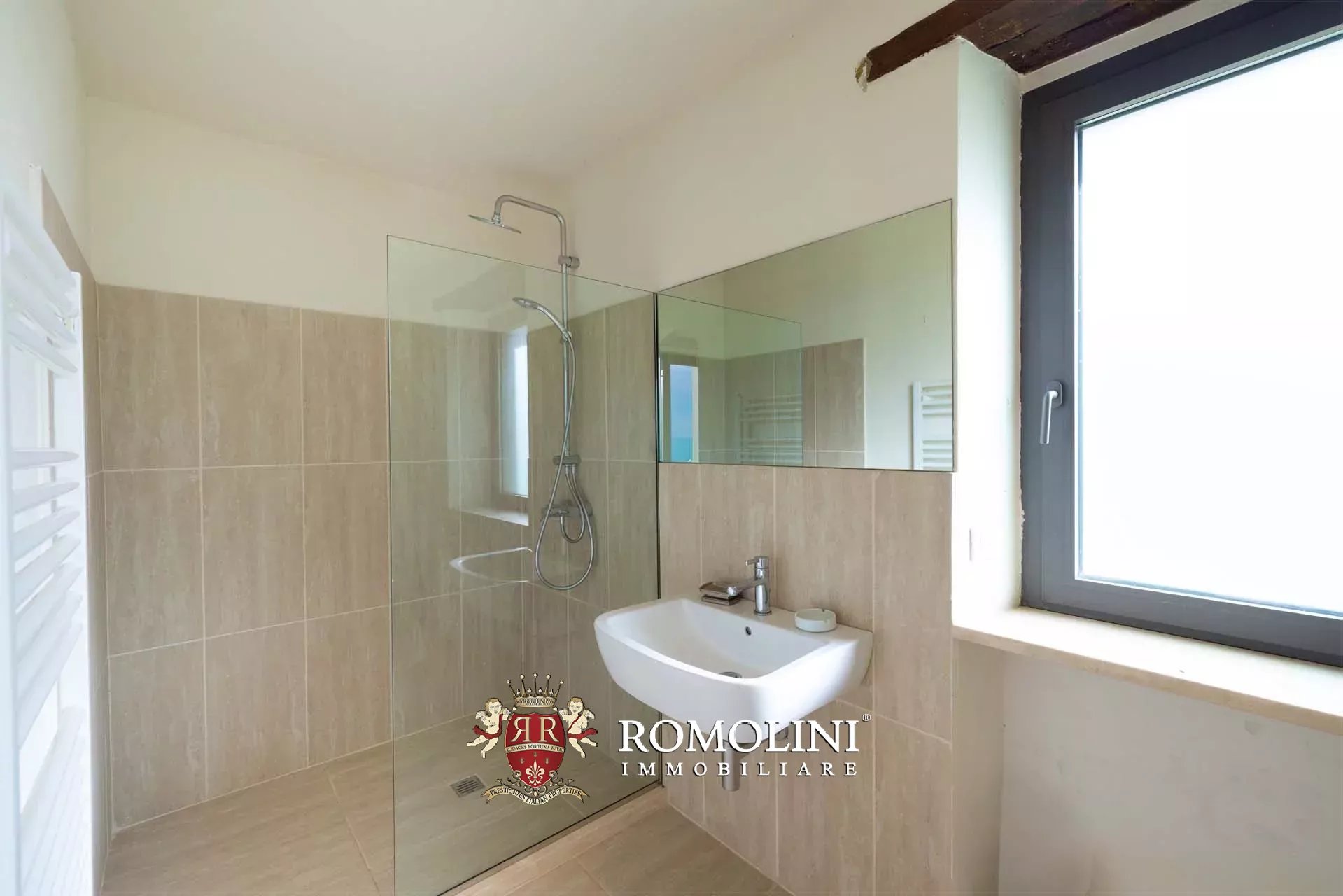 7 Bedroom Villa/Townhouse's Image 85