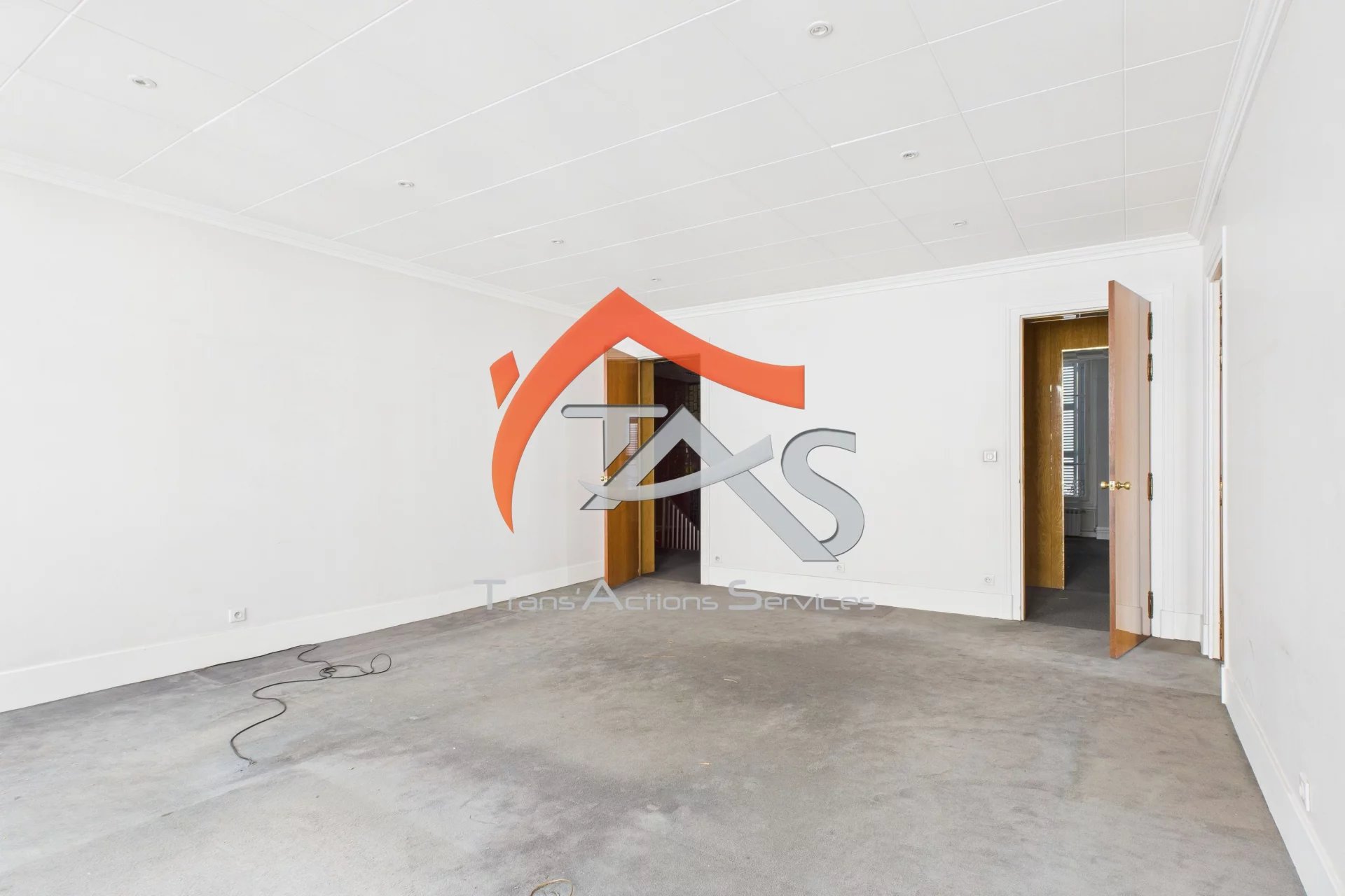 Plateau de 62 m² - Photo 4