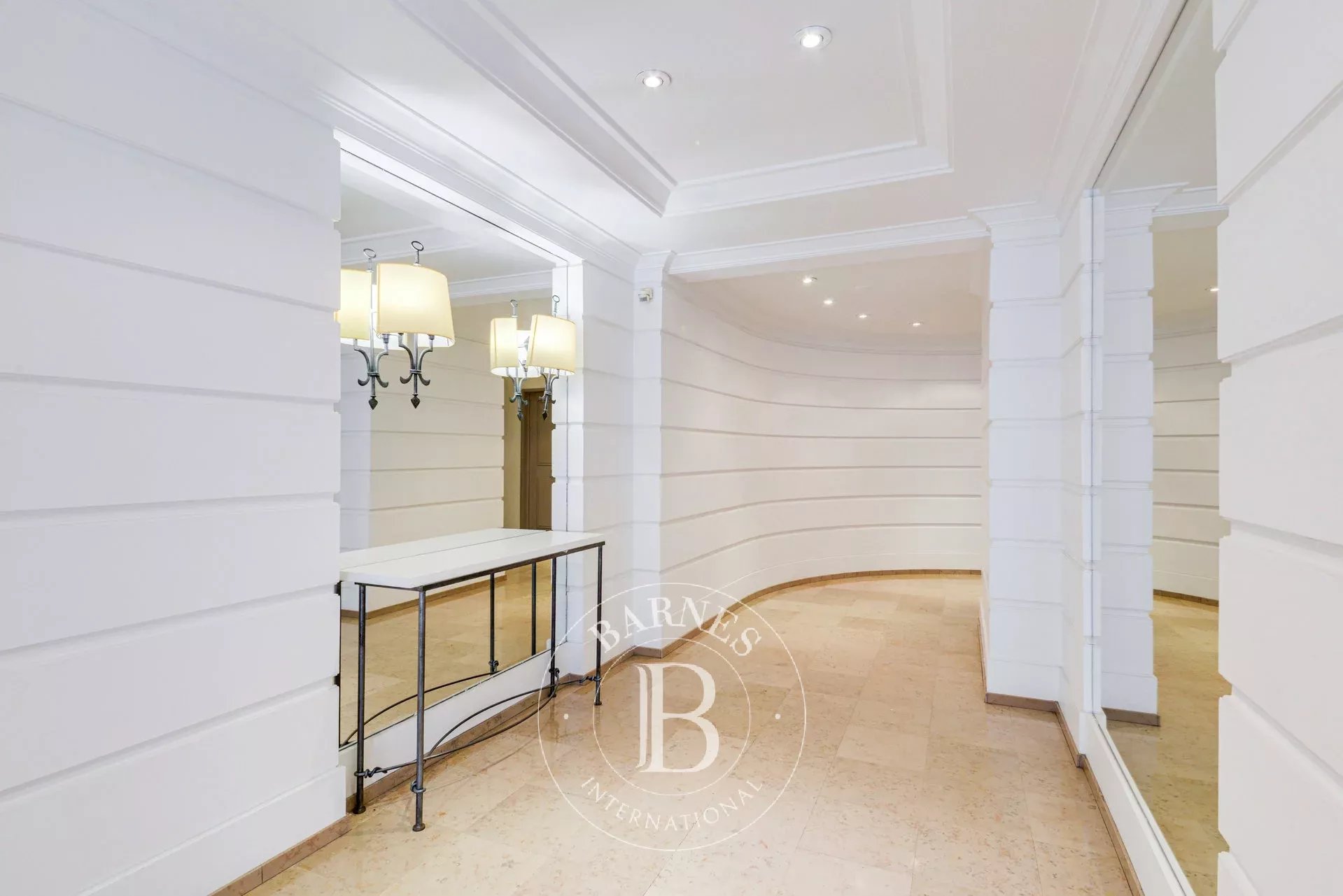 Daire Paris 8ème - picture 14