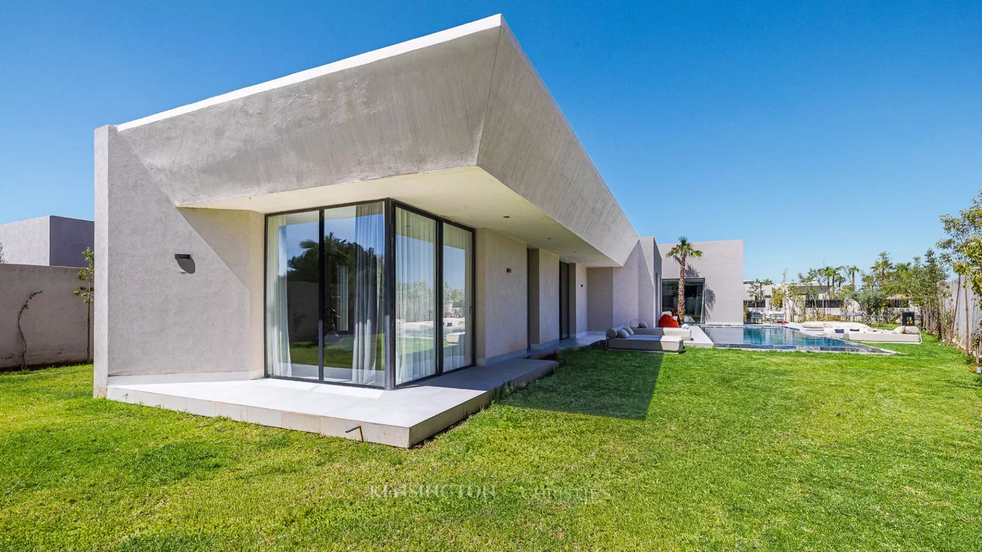 6 Bedroom Villa/Townhouse's Image 8