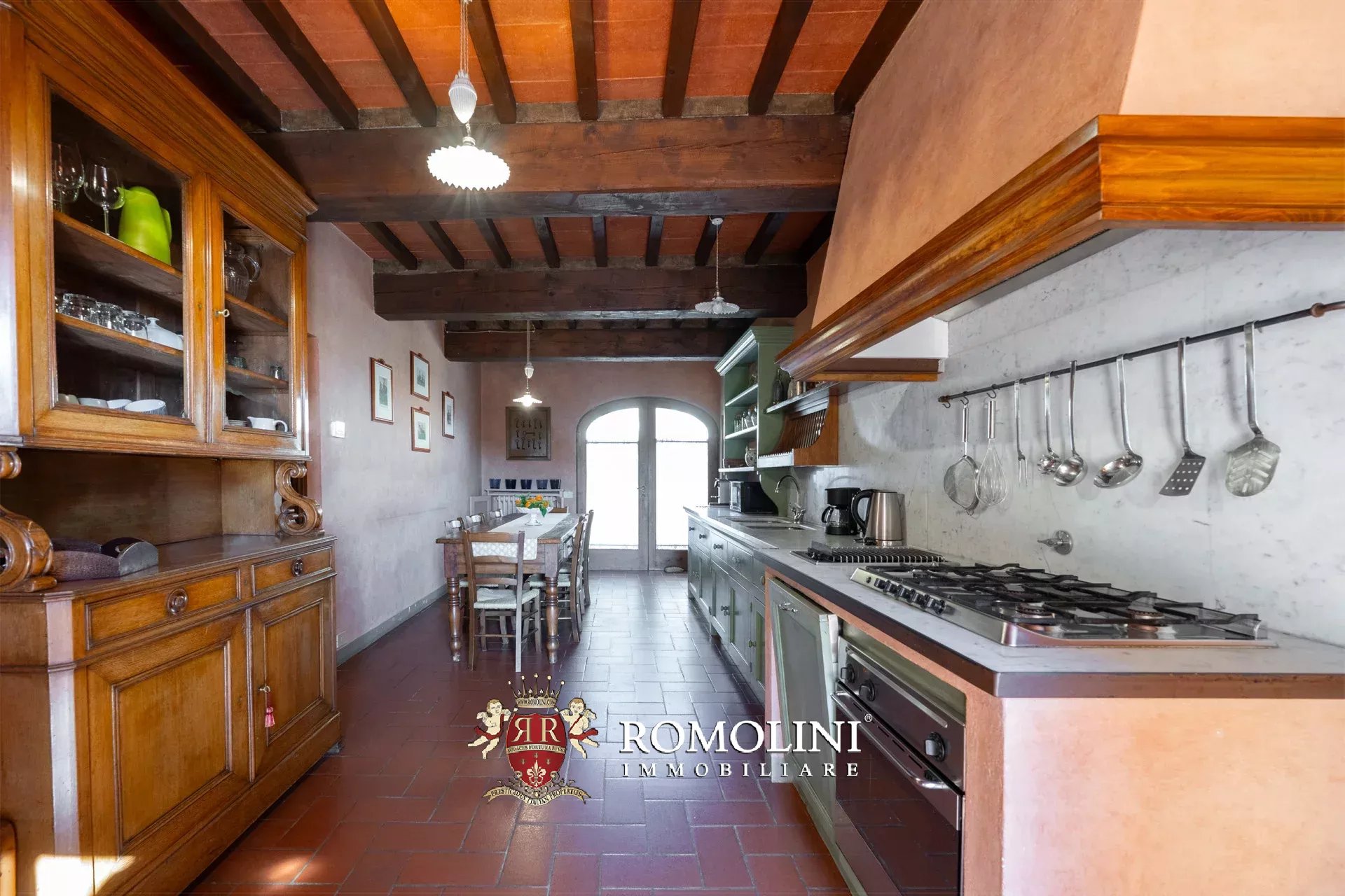 13 Bedroom Villa/Townhouse's Image 21