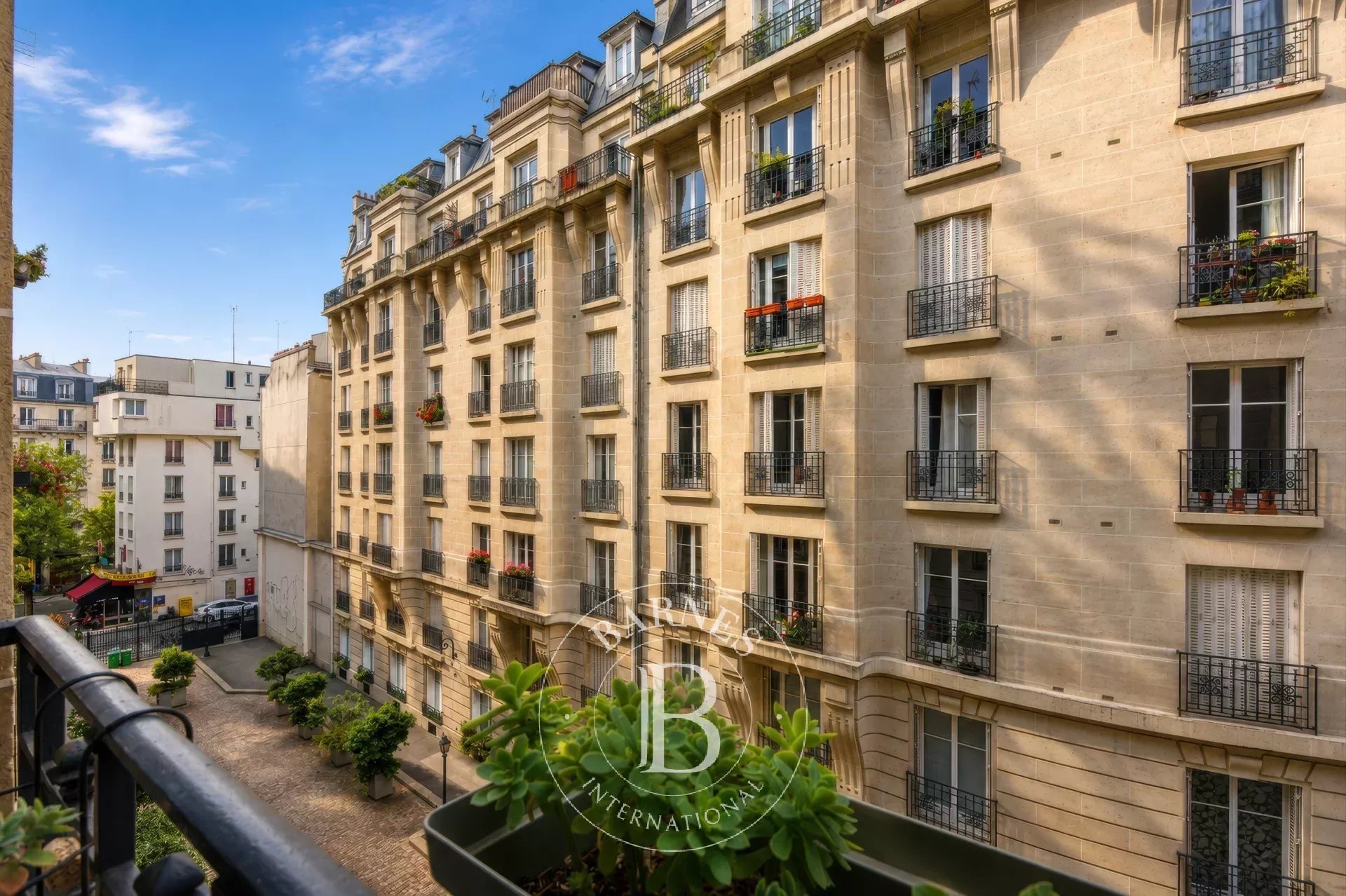 Paris  - Apartment 3 Bedrooms - picture 20