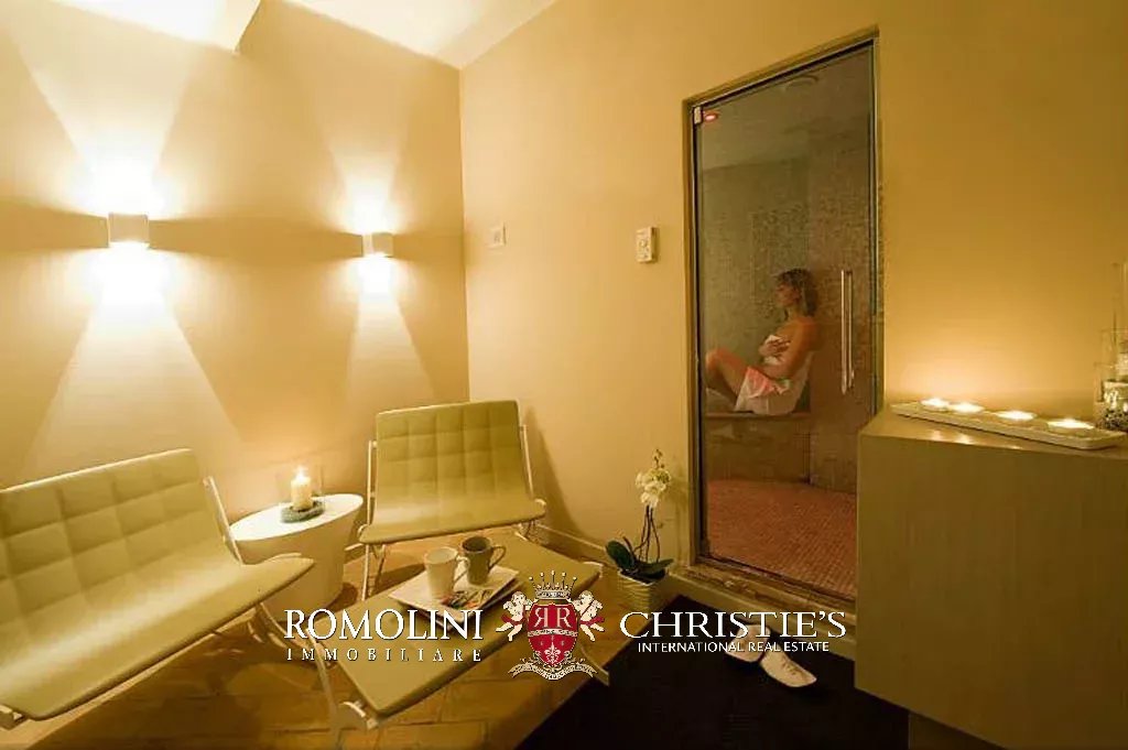 52 Bedroom Villa/Townhouse's Image 22