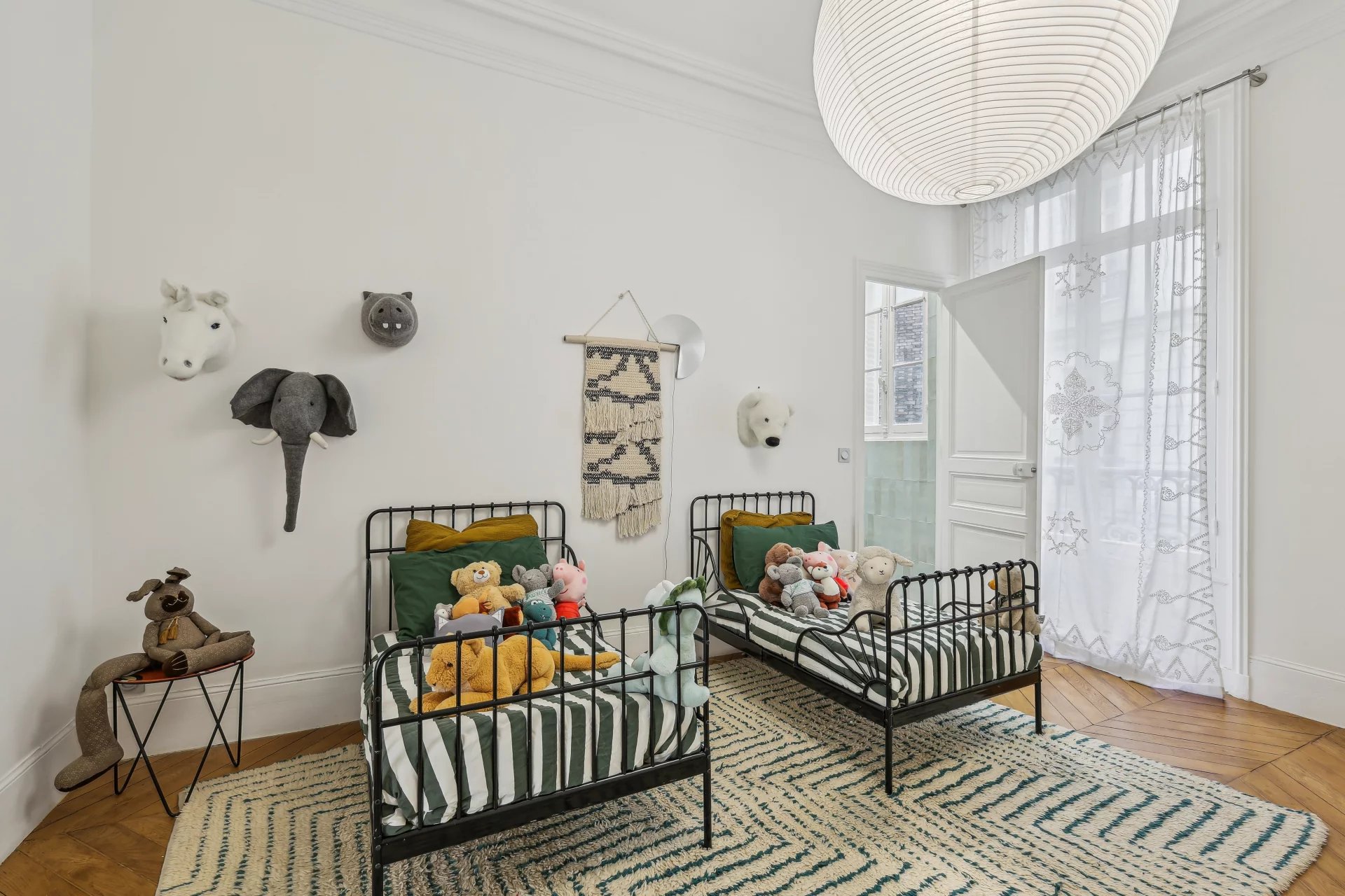 Sale Apartment Paris 15th