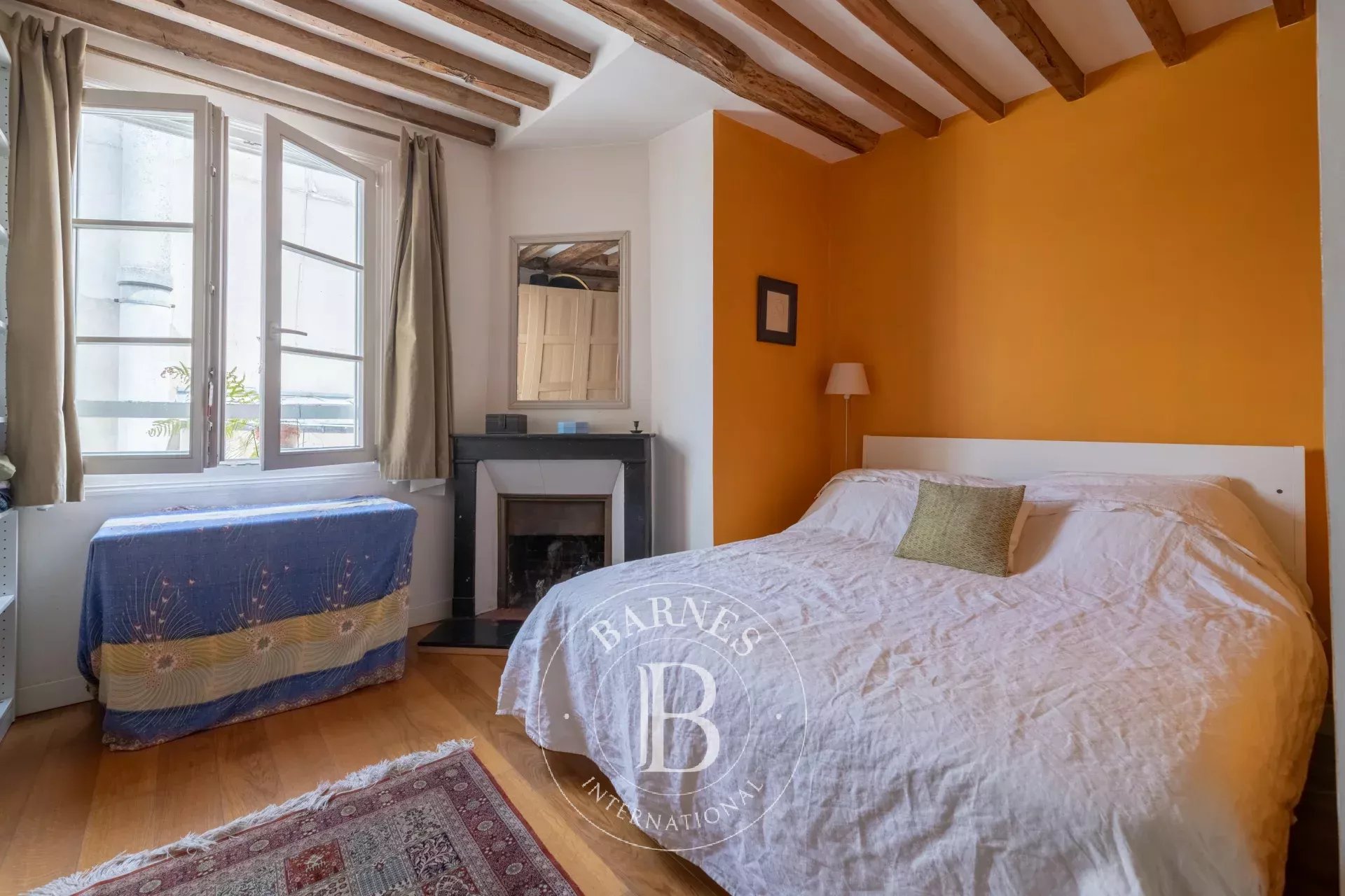 Daire Paris 3ème - picture 5