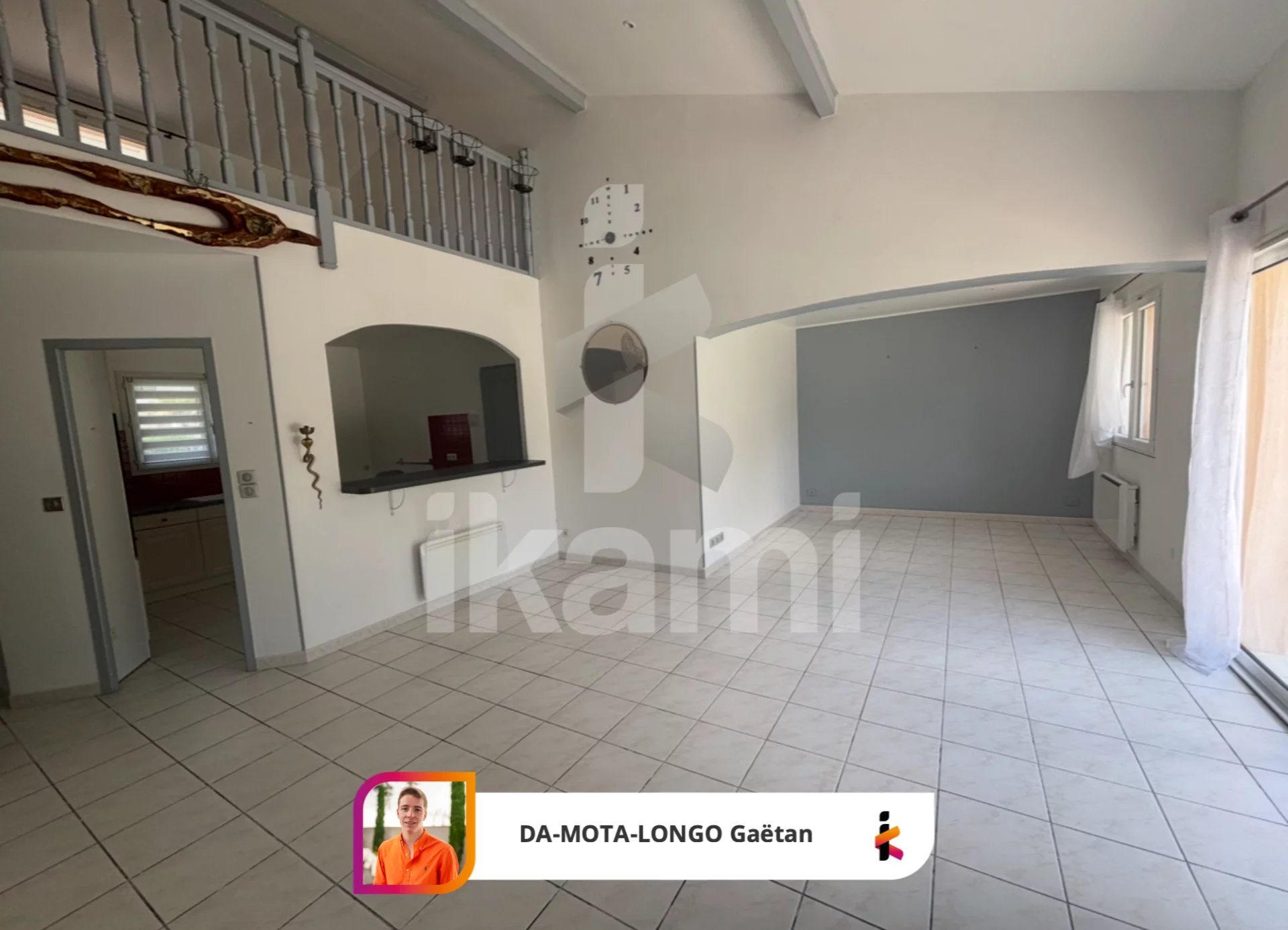 Maison 4 chambres avec piscine et mezzanine   Environnement