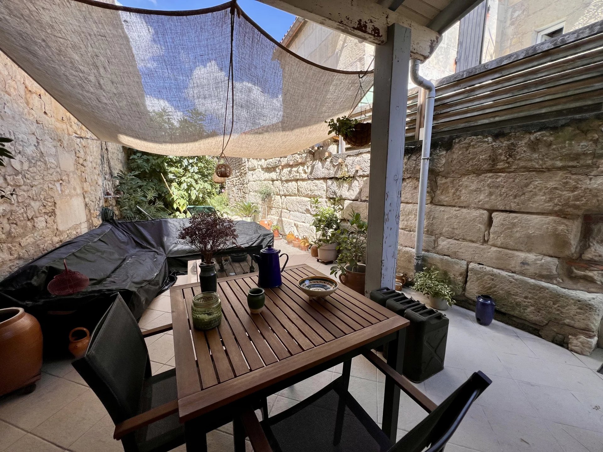 Location Maison de ville Saintes