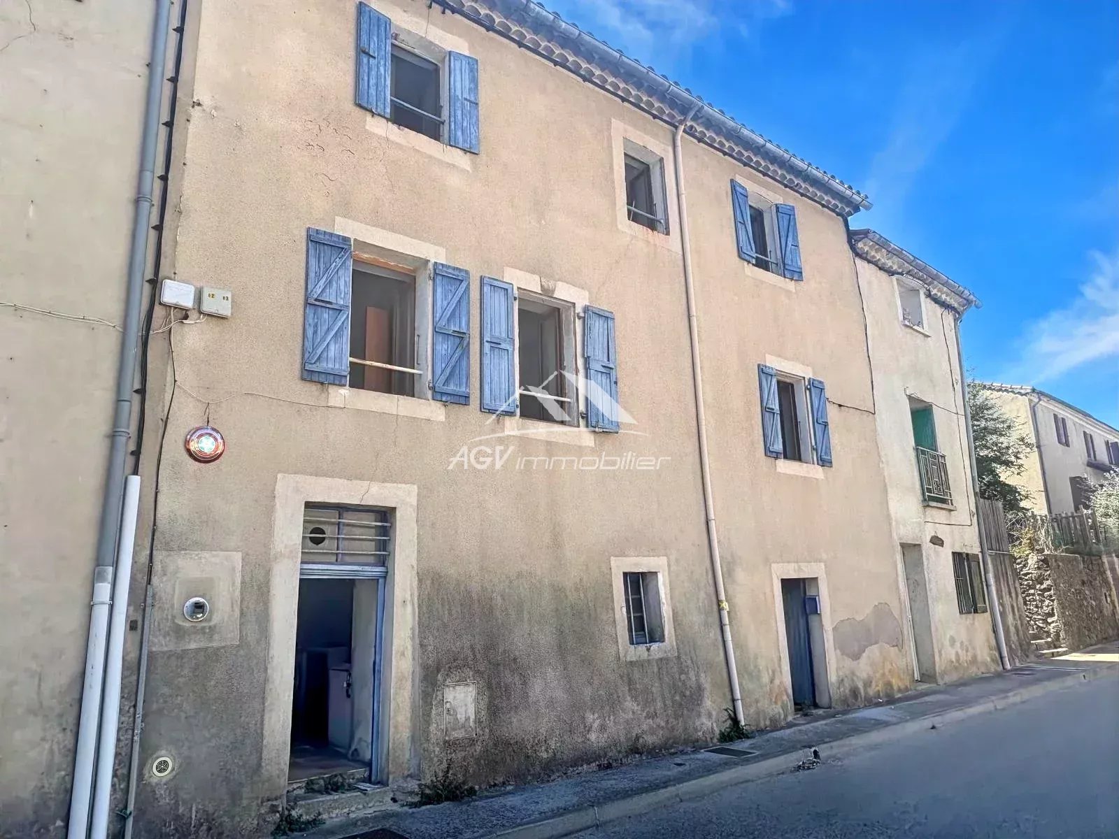 En Cévennes, proche les Mages, maison de village