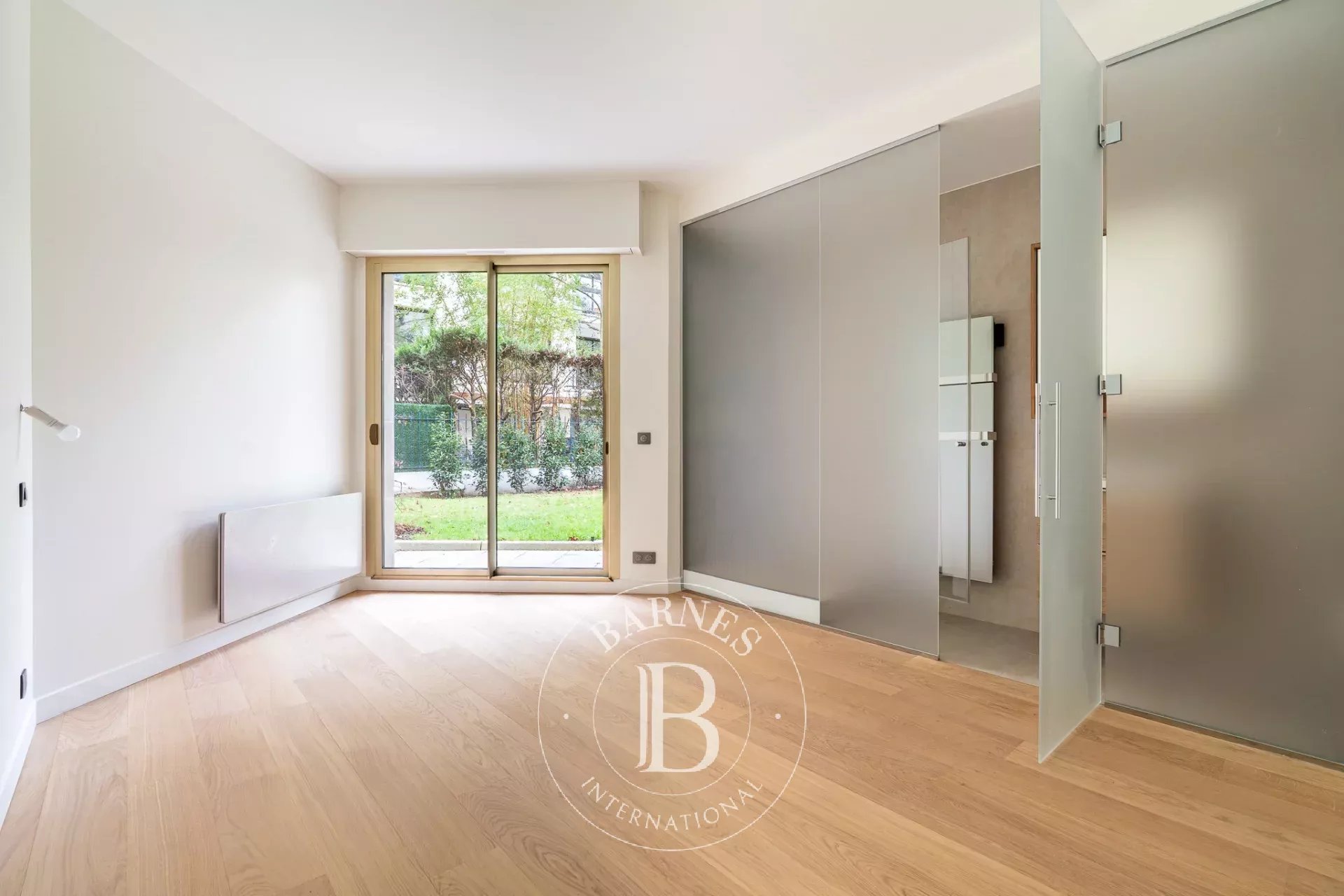 Neuilly-sur-Seine  - Apartment 4 Bedrooms - picture 12