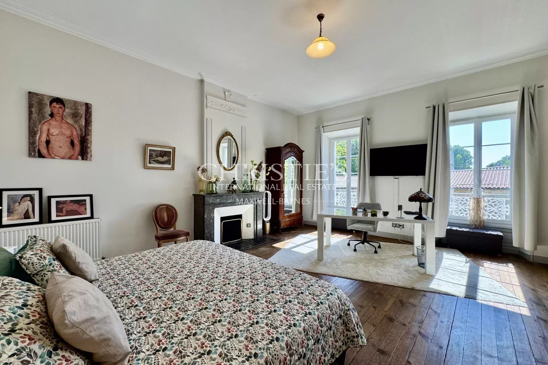 7 Bedroom Villa/Townhouse's Image 21