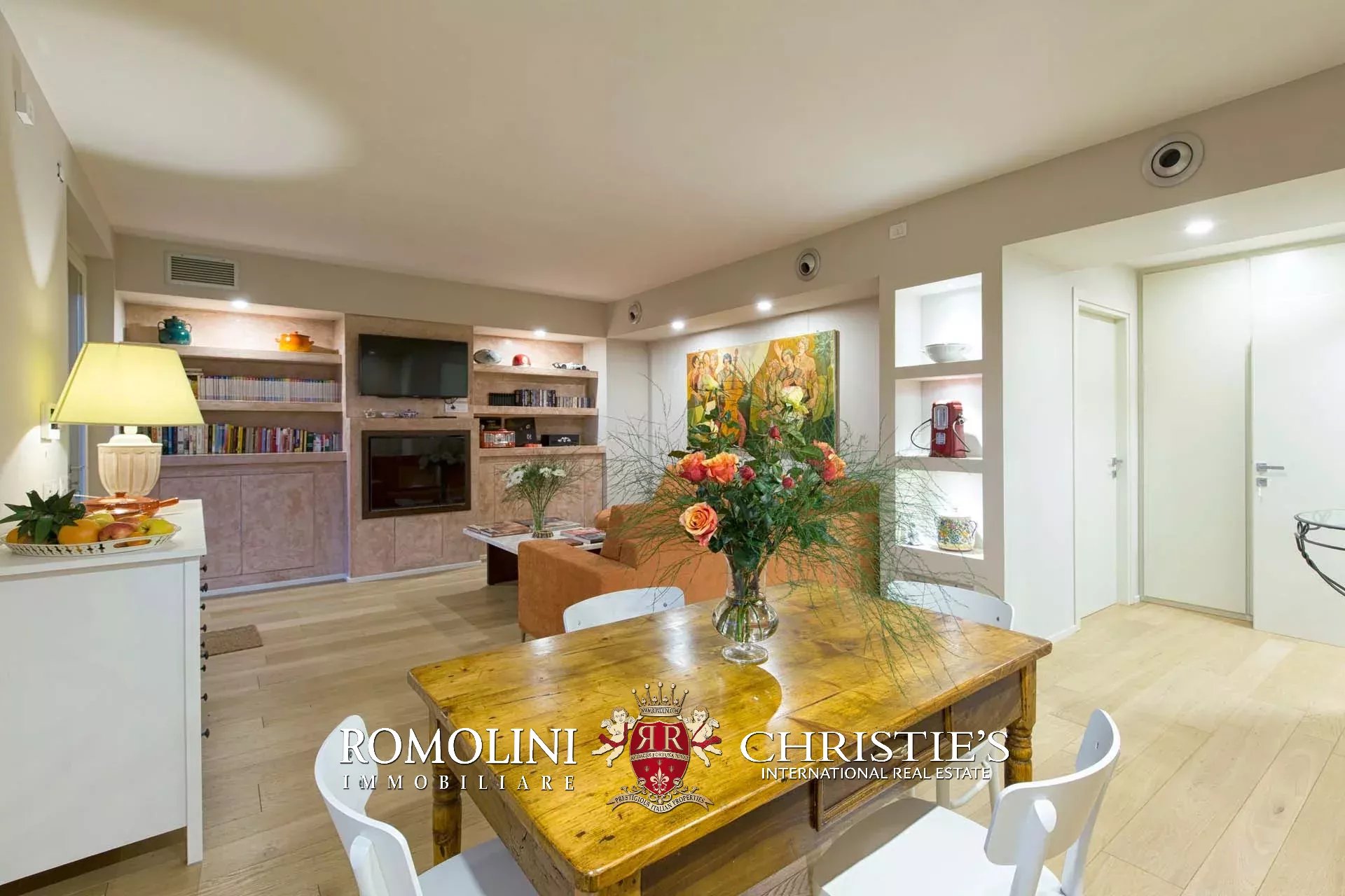 7 Bedroom Villa/Townhouse's Image 68