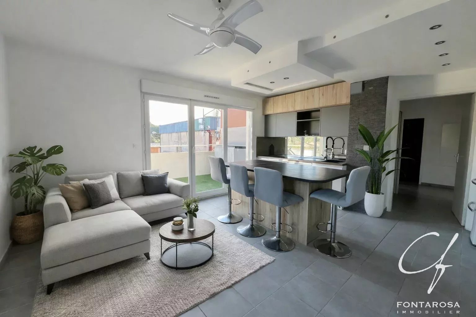 Agence immobilière de 