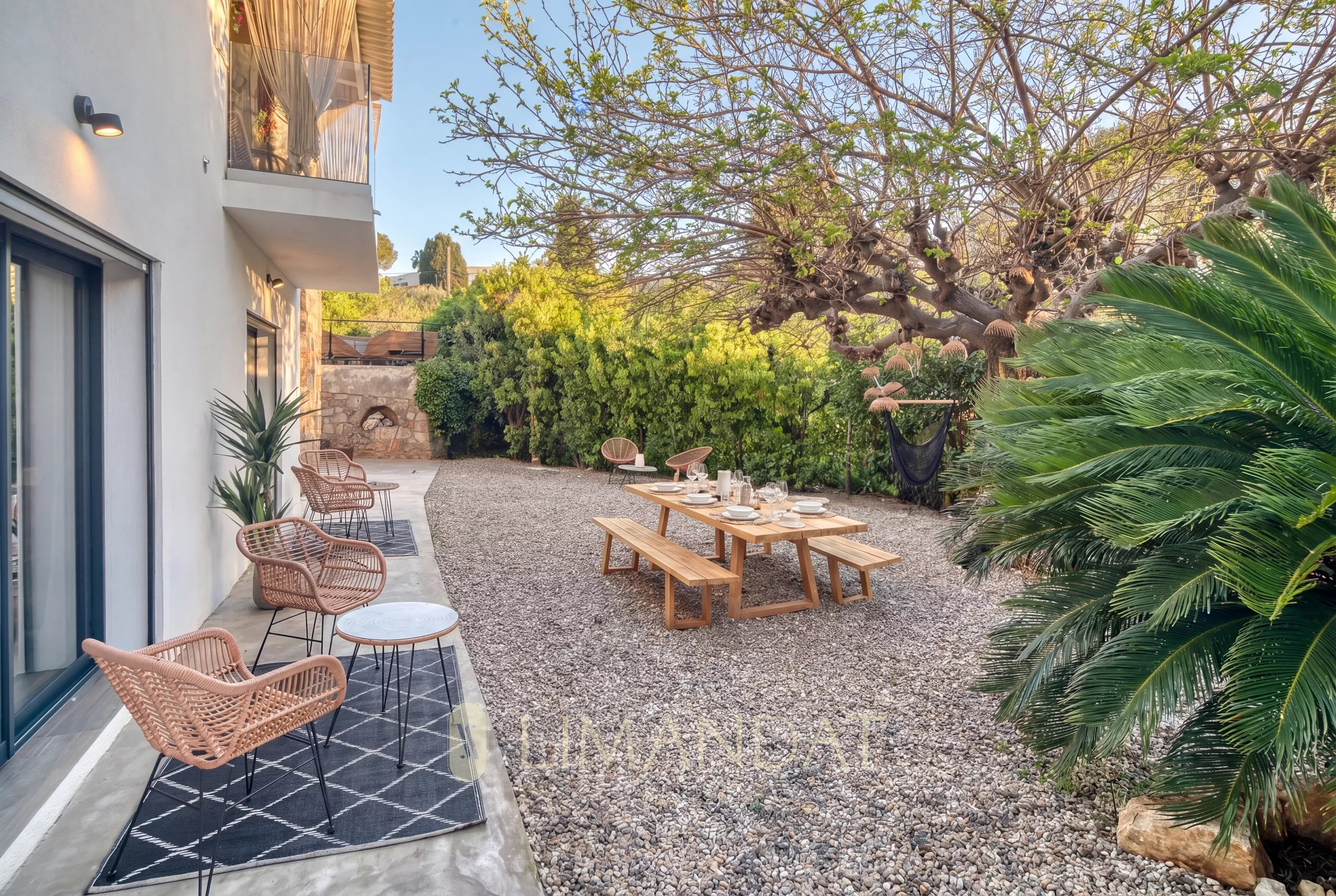 CANNES OXFORD - CHARMING VILLA + LAND CONSTRUCTIBLE