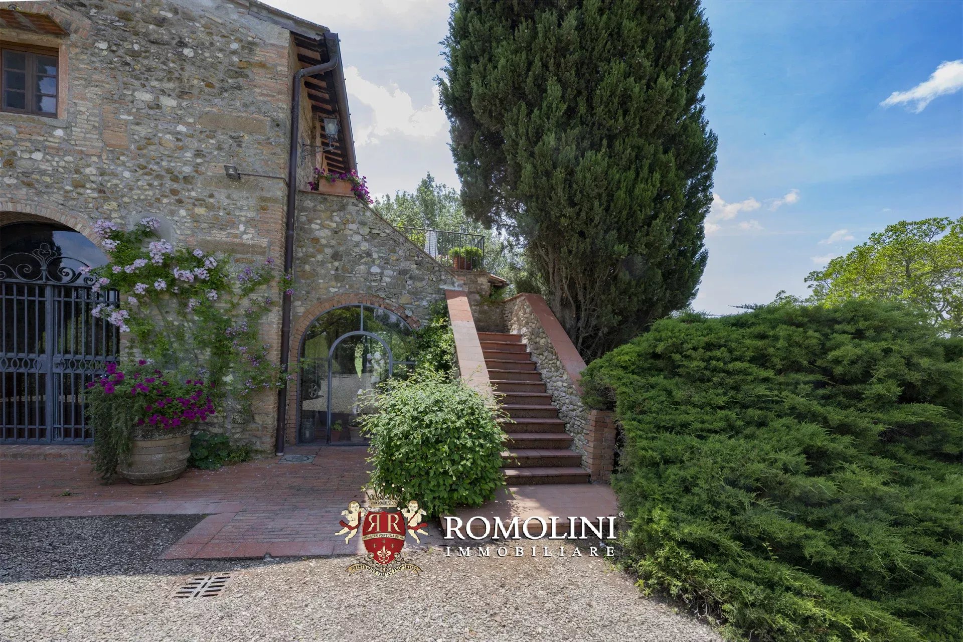 7 Bedroom Vineyard's Image 17
