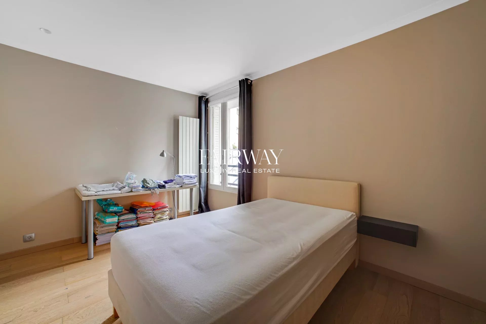 Appartement familial - 5 chambres - Parc Monceau - Parking - Calme absolu