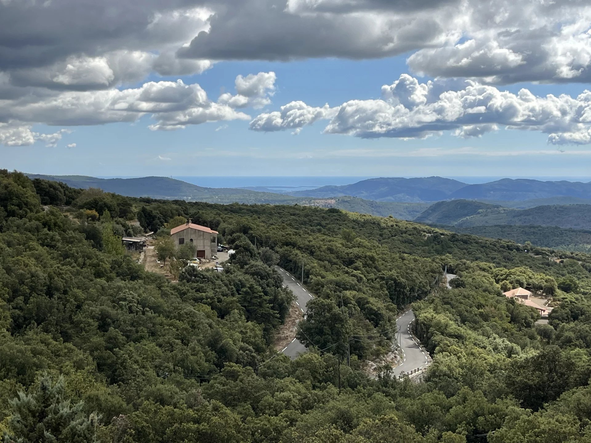 Great 6 bedroom villa with panoramic view - MONS Great 6 bedroom villa with panoramic view - MONS